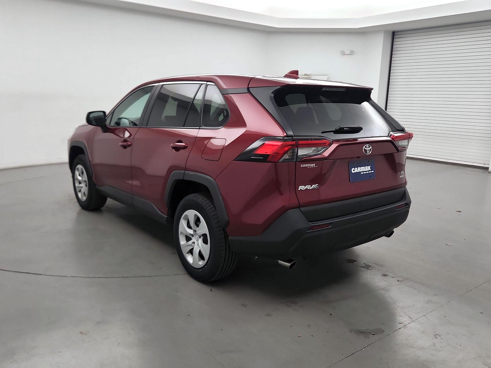 Thumbnail: 2024 Toyota RAV4 - 7