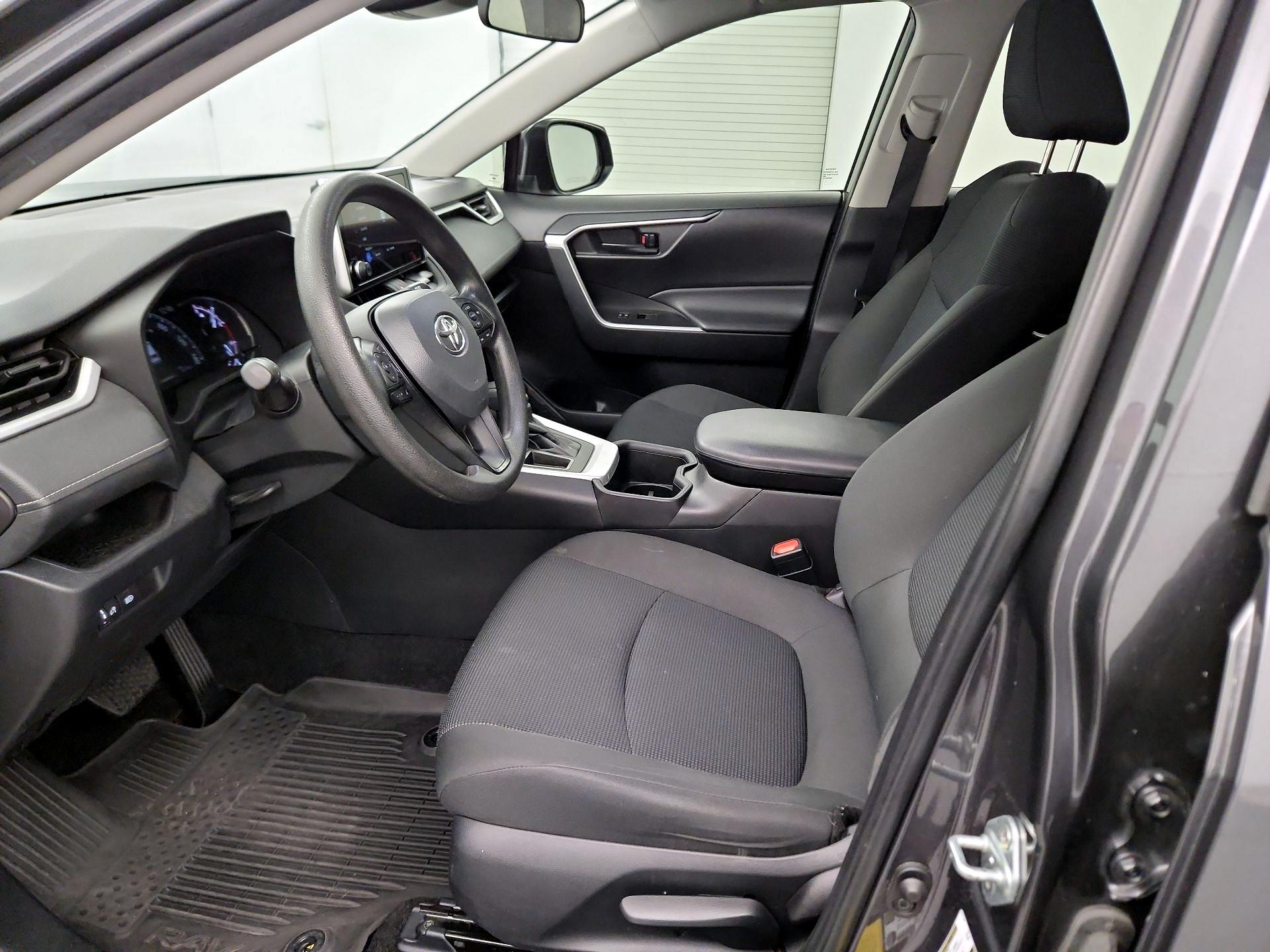 Thumbnail: 2024 Toyota RAV4 - 9