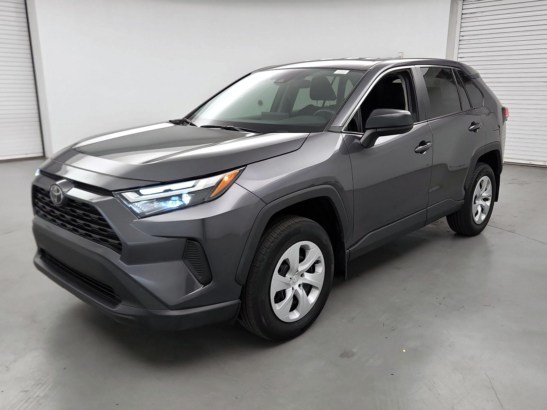 Thumbnail: 2024 Toyota RAV4 - 3