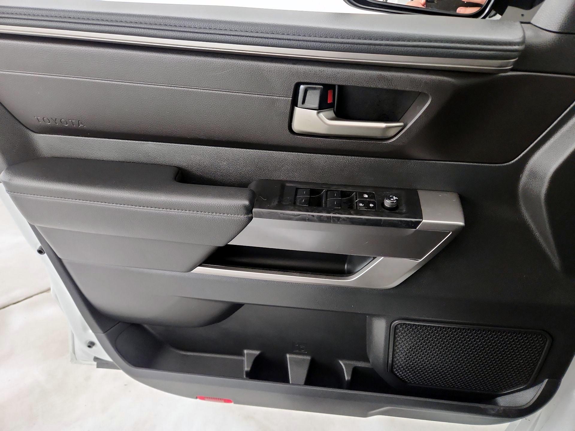 Thumbnail: 2024 Toyota Tundra - 12