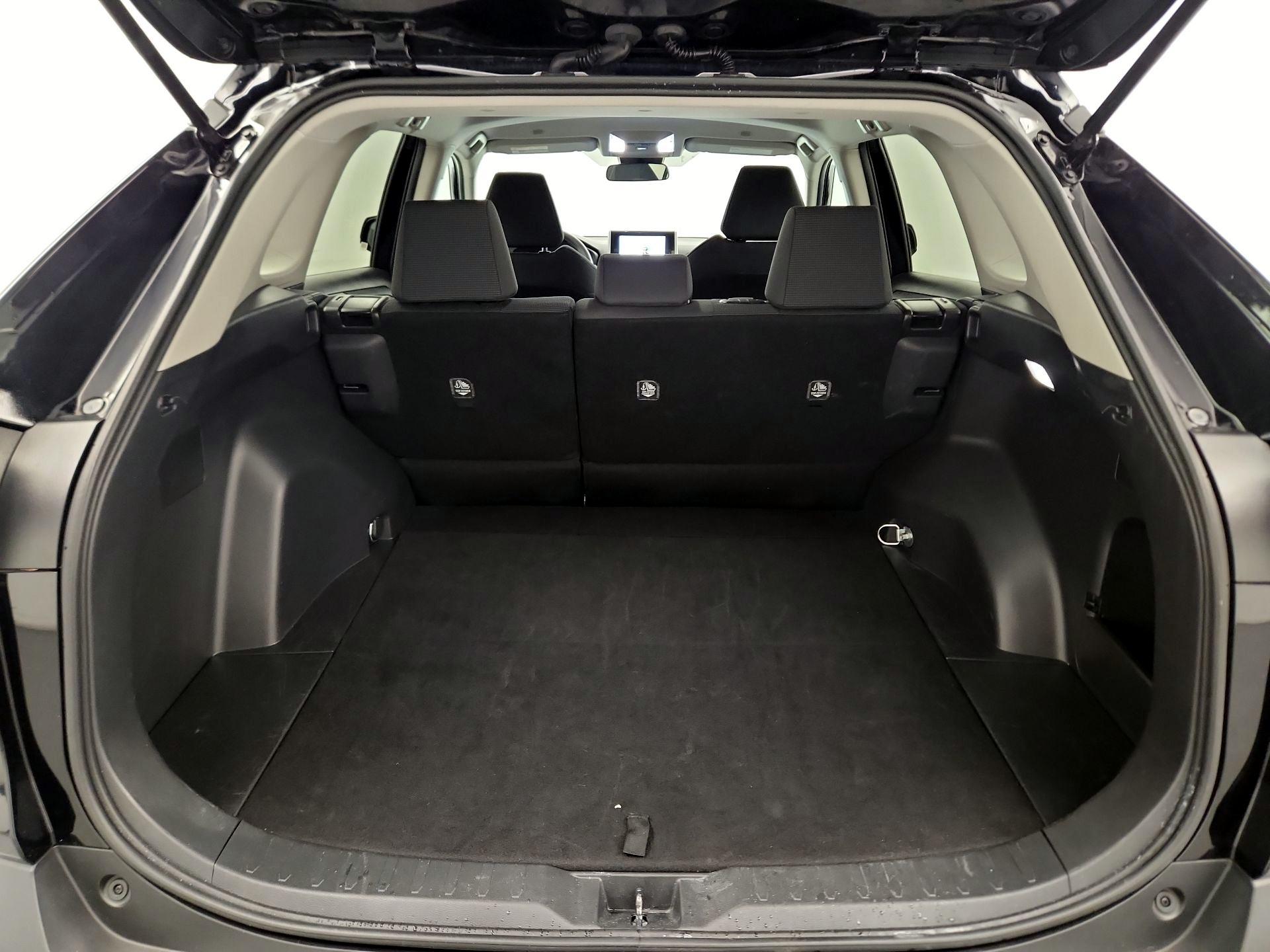 Thumbnail: 2024 Toyota RAV4 - 18