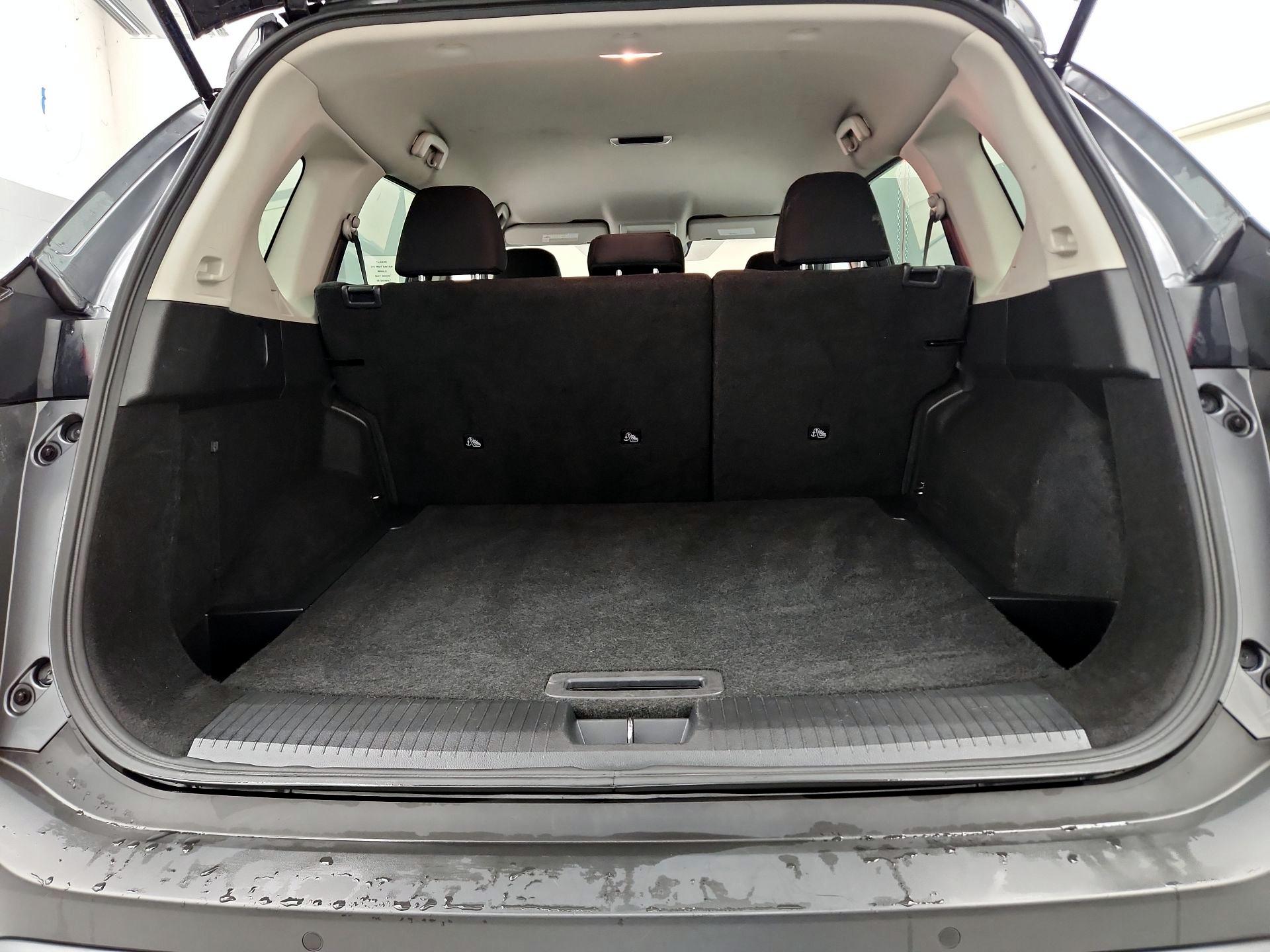 Thumbnail: 2023 Nissan Rogue - 20