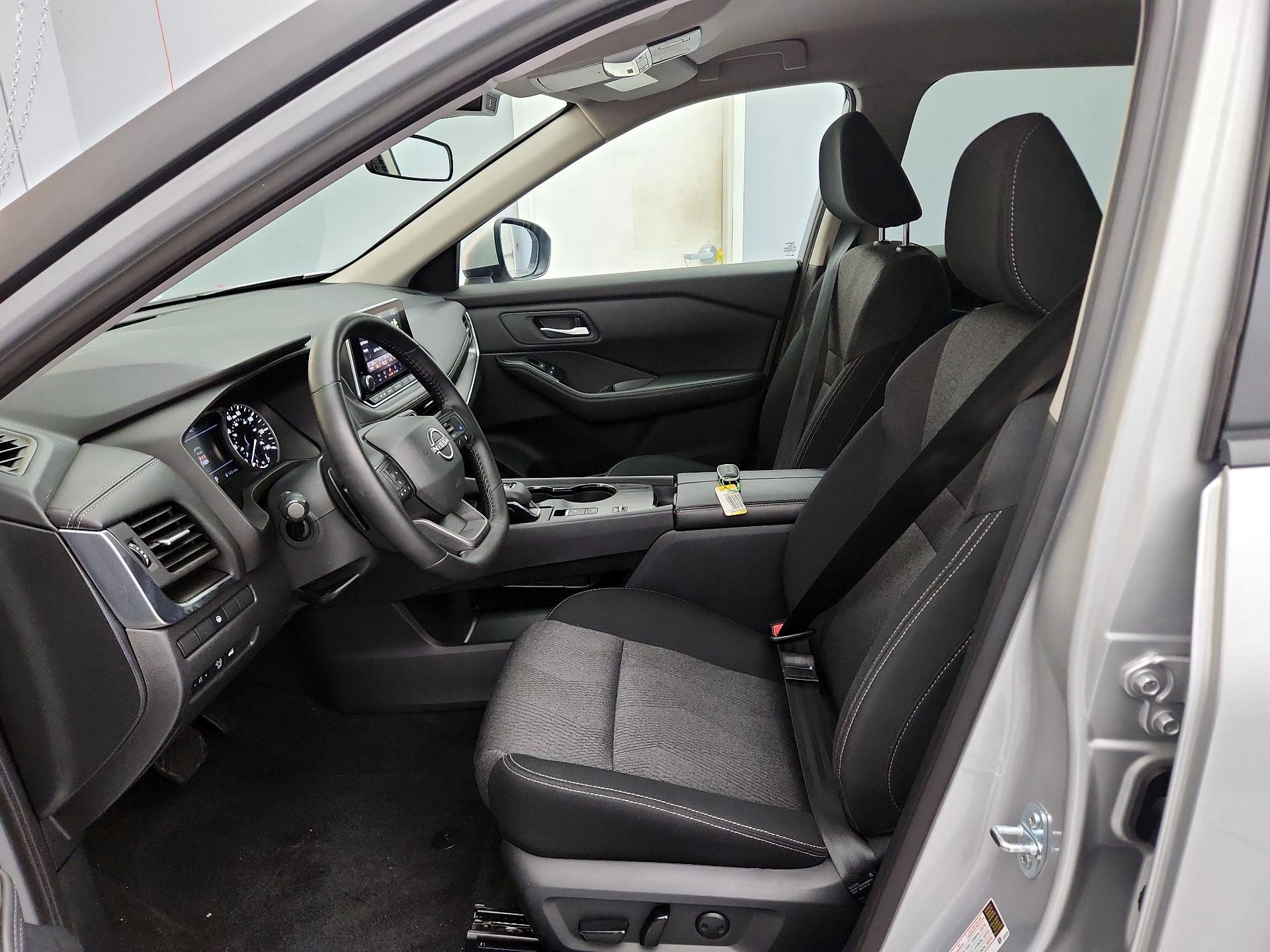 Thumbnail: 2025 Nissan Rogue - 11