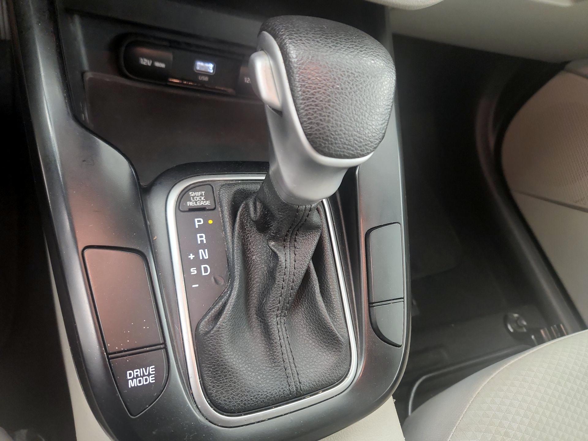 Thumbnail: 2023 Kia Soul - 17