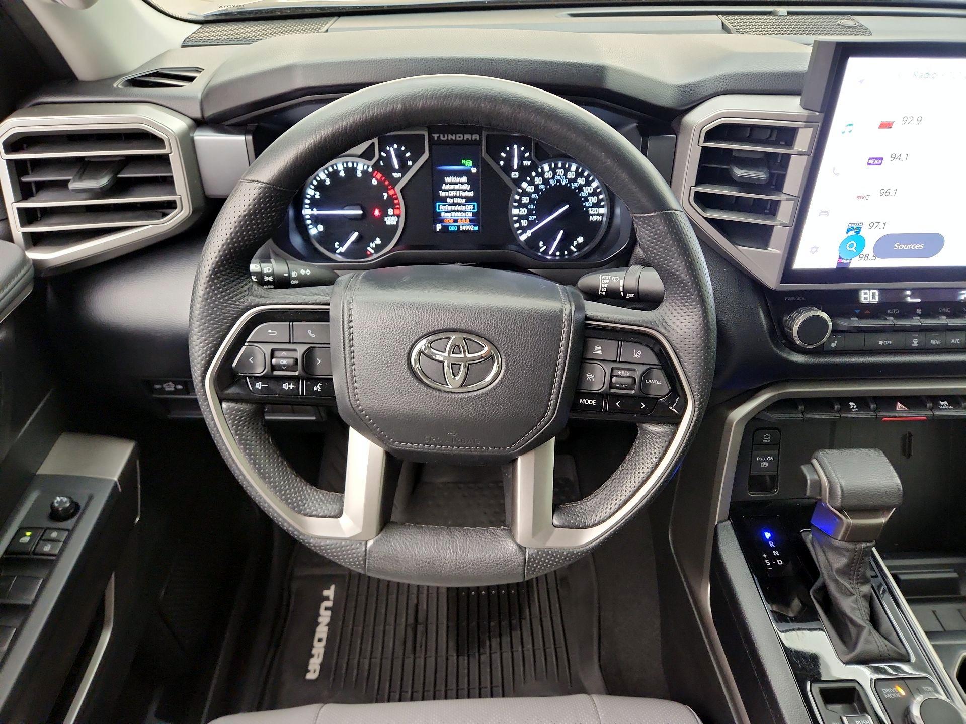 Thumbnail: 2022 Toyota Tundra - 10