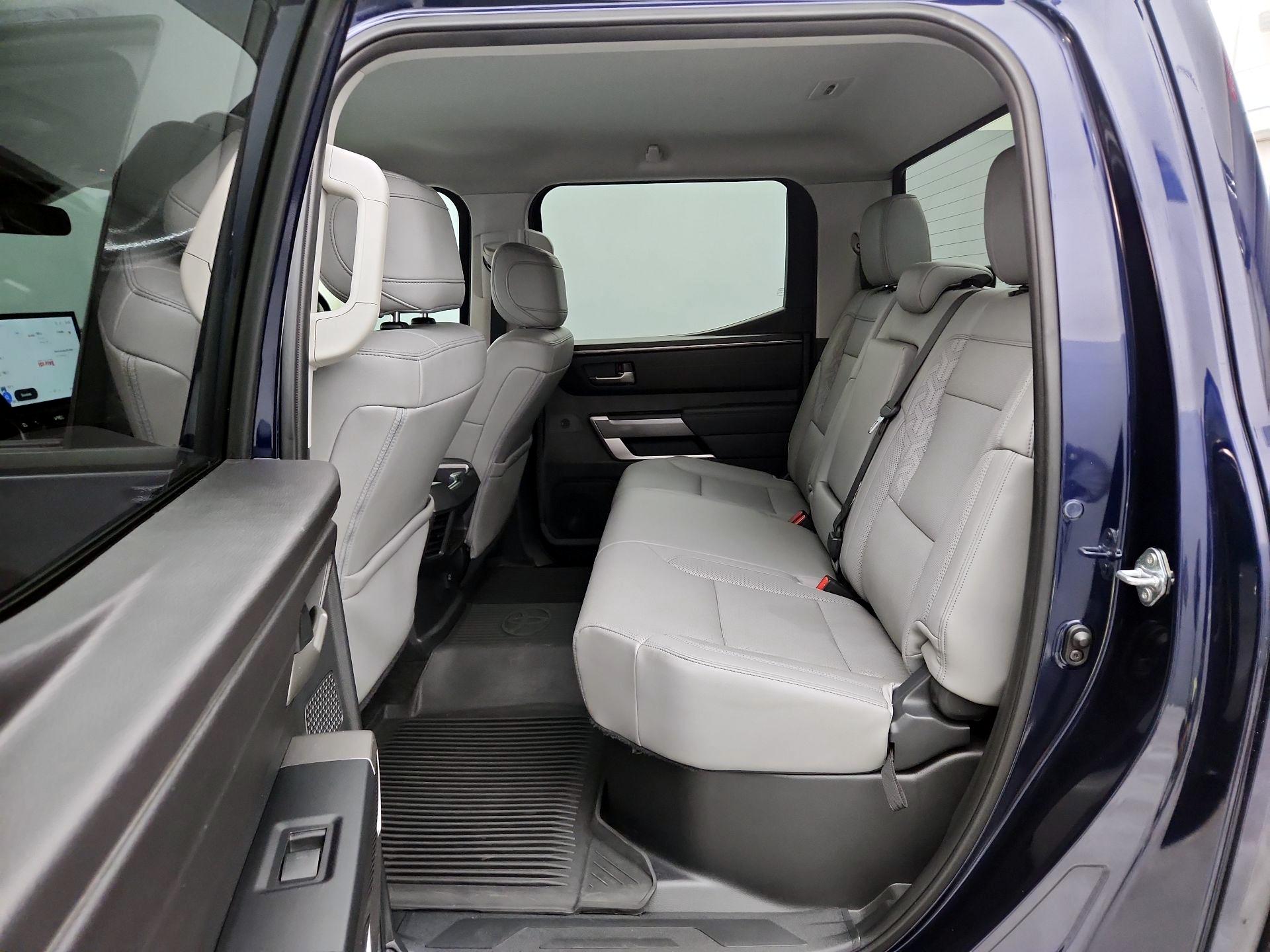 Thumbnail: 2022 Toyota Tundra - 19