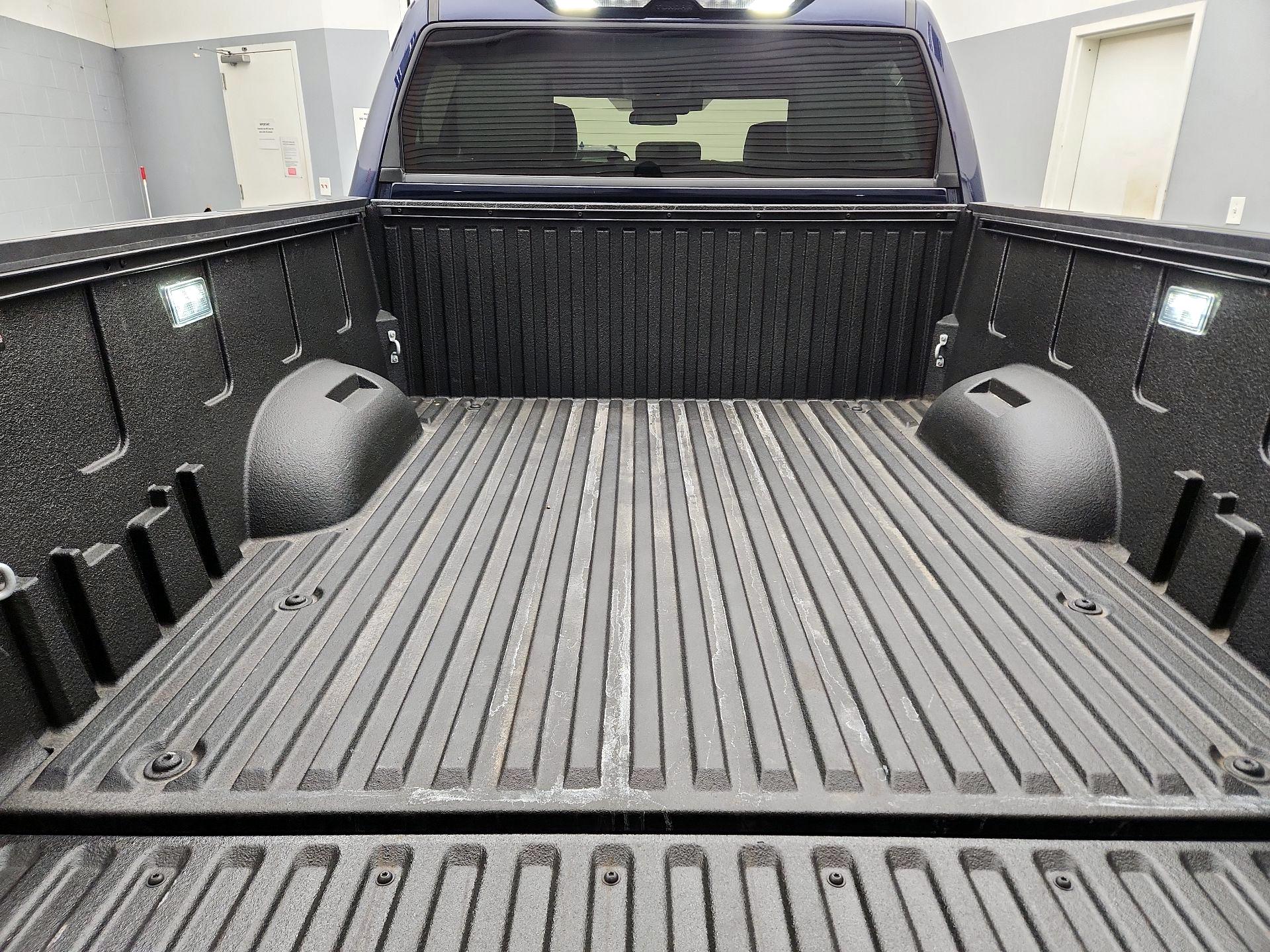 Thumbnail: 2022 Toyota Tundra - 20