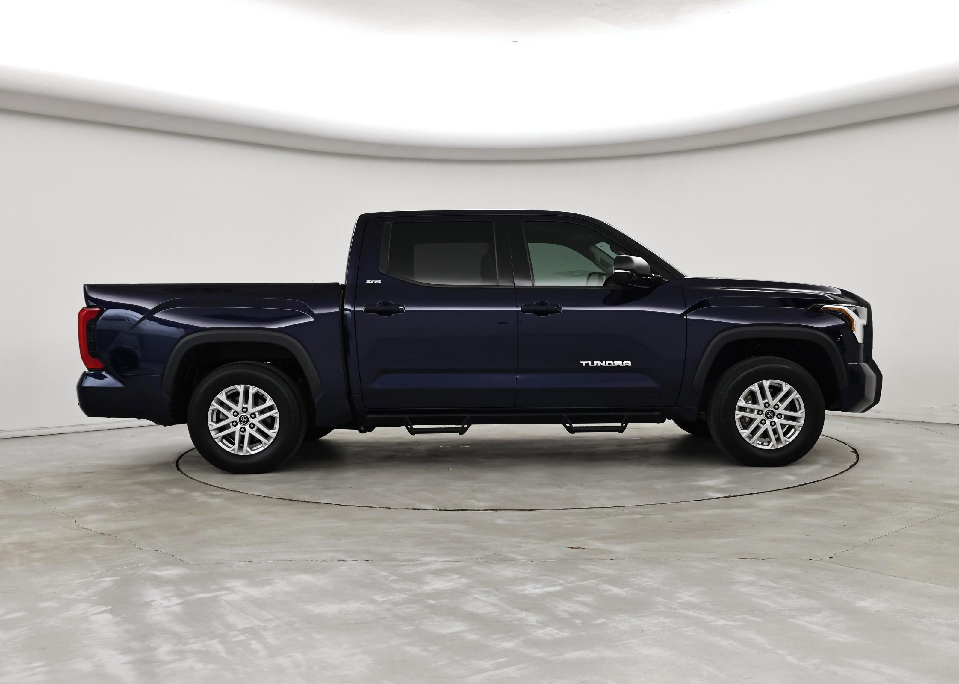 Thumbnail: 2022 Toyota Tundra - 7