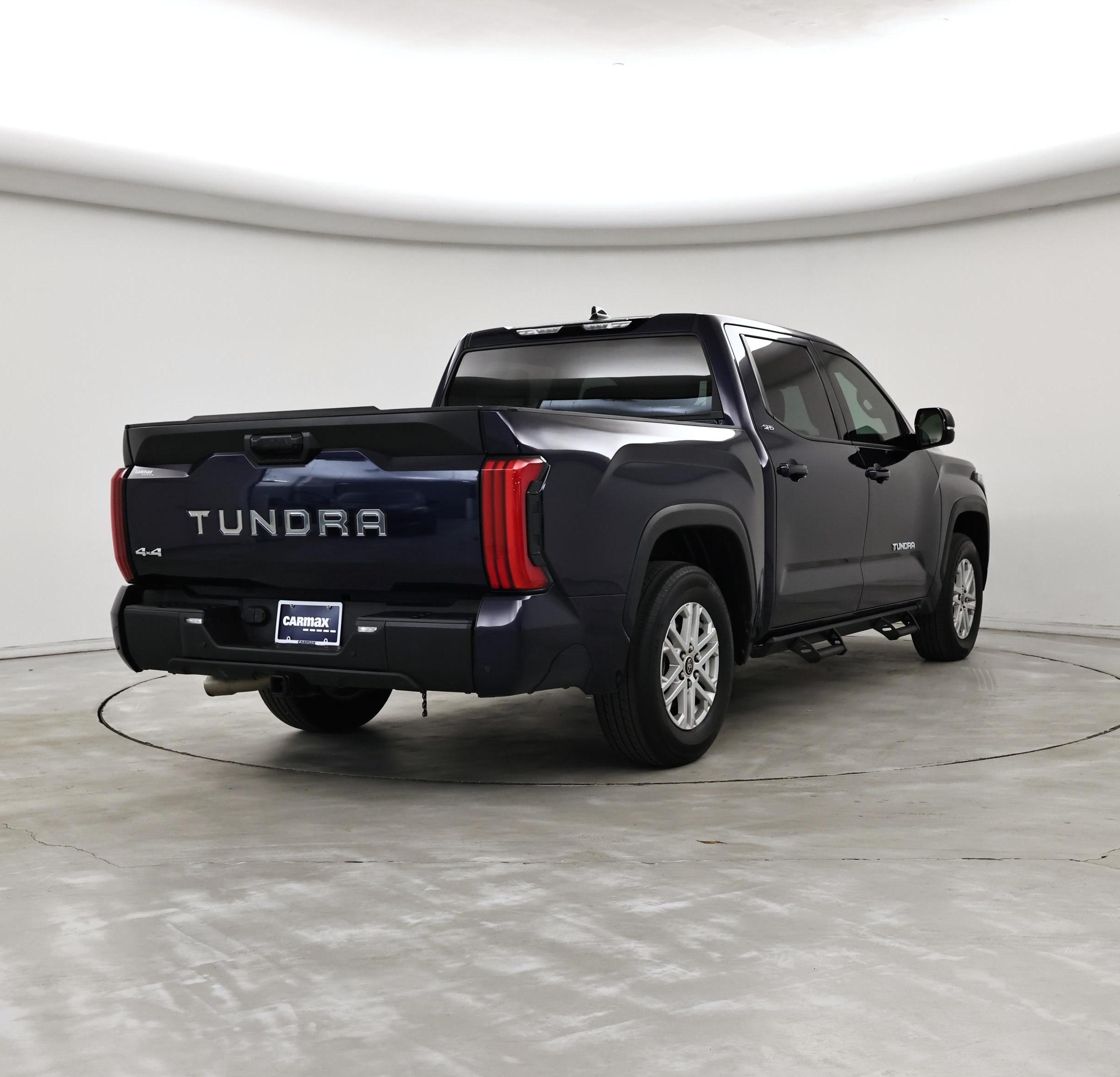 Thumbnail: 2022 Toyota Tundra - 8