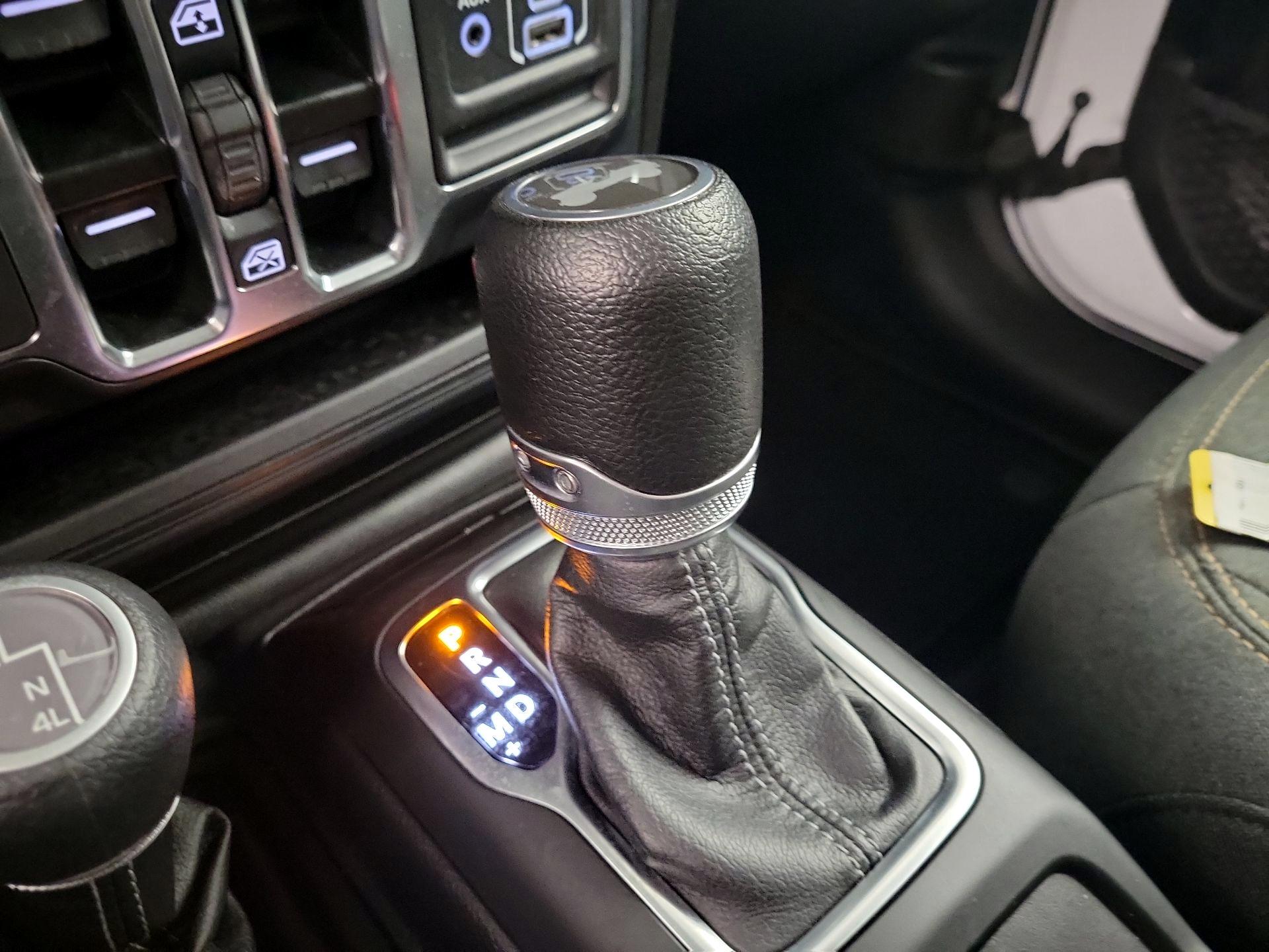 Thumbnail: 2024 Jeep Wrangler - 15