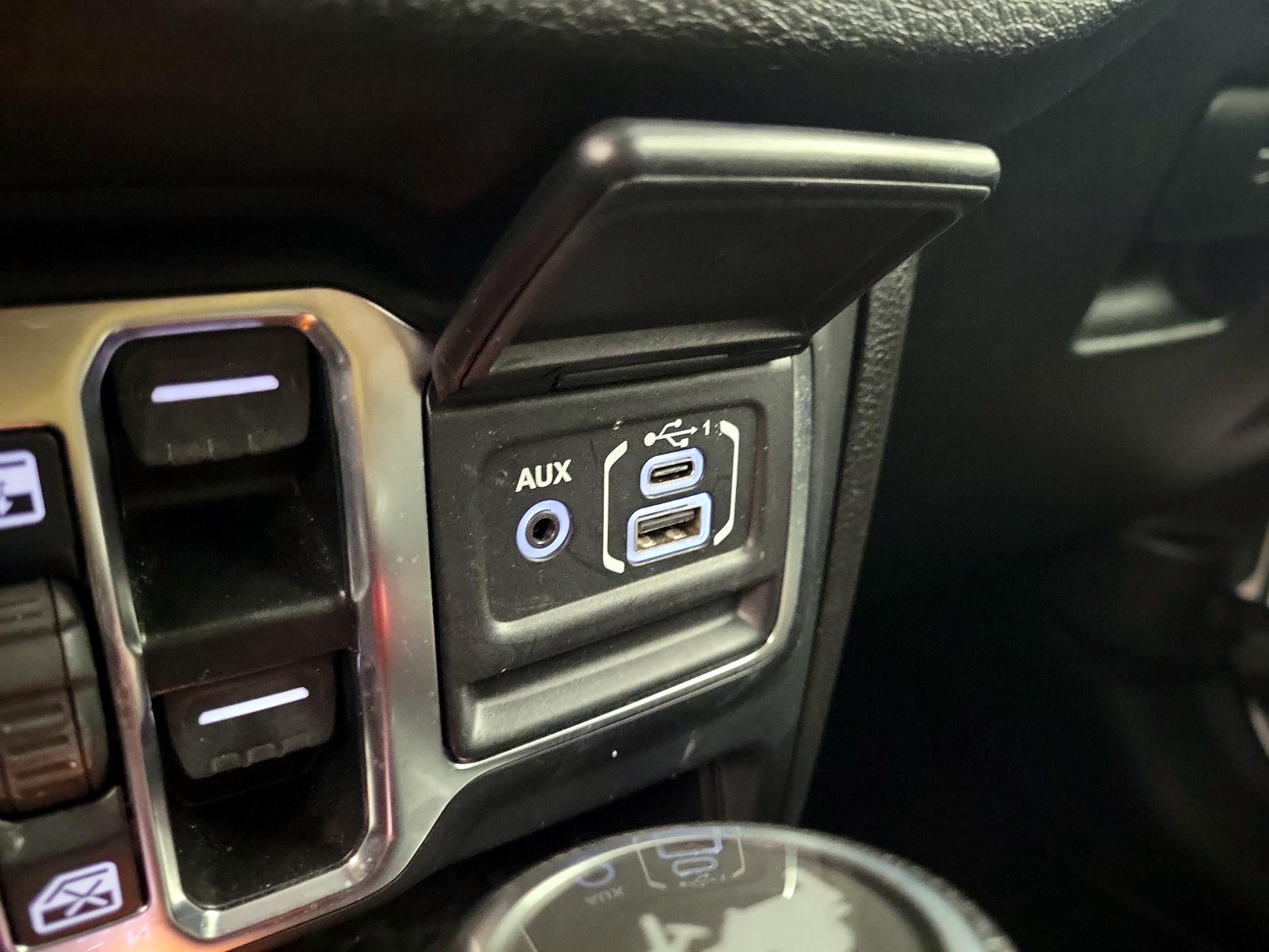 Thumbnail: 2024 Jeep Wrangler - 16