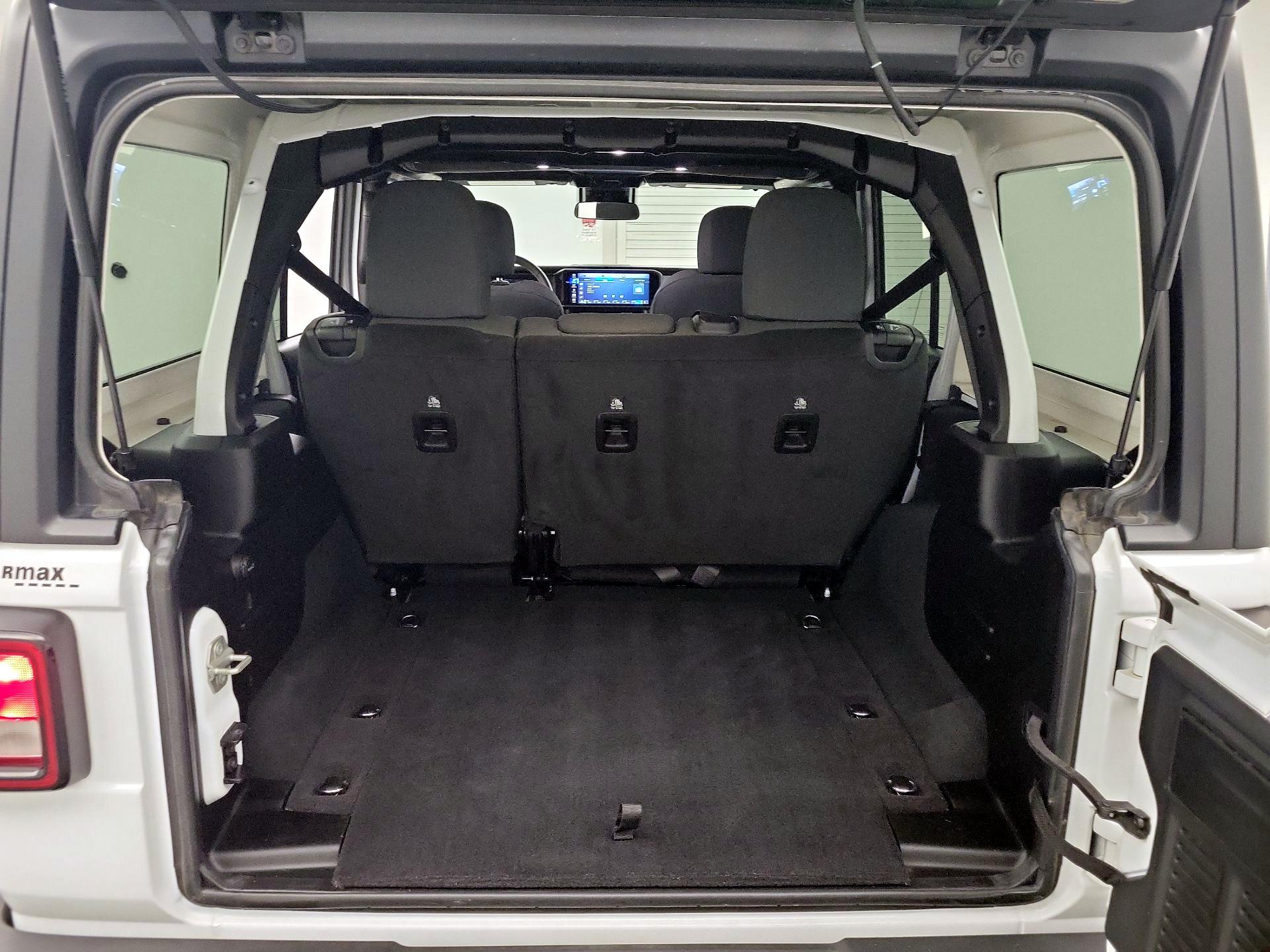 Thumbnail: 2024 Jeep Wrangler - 18