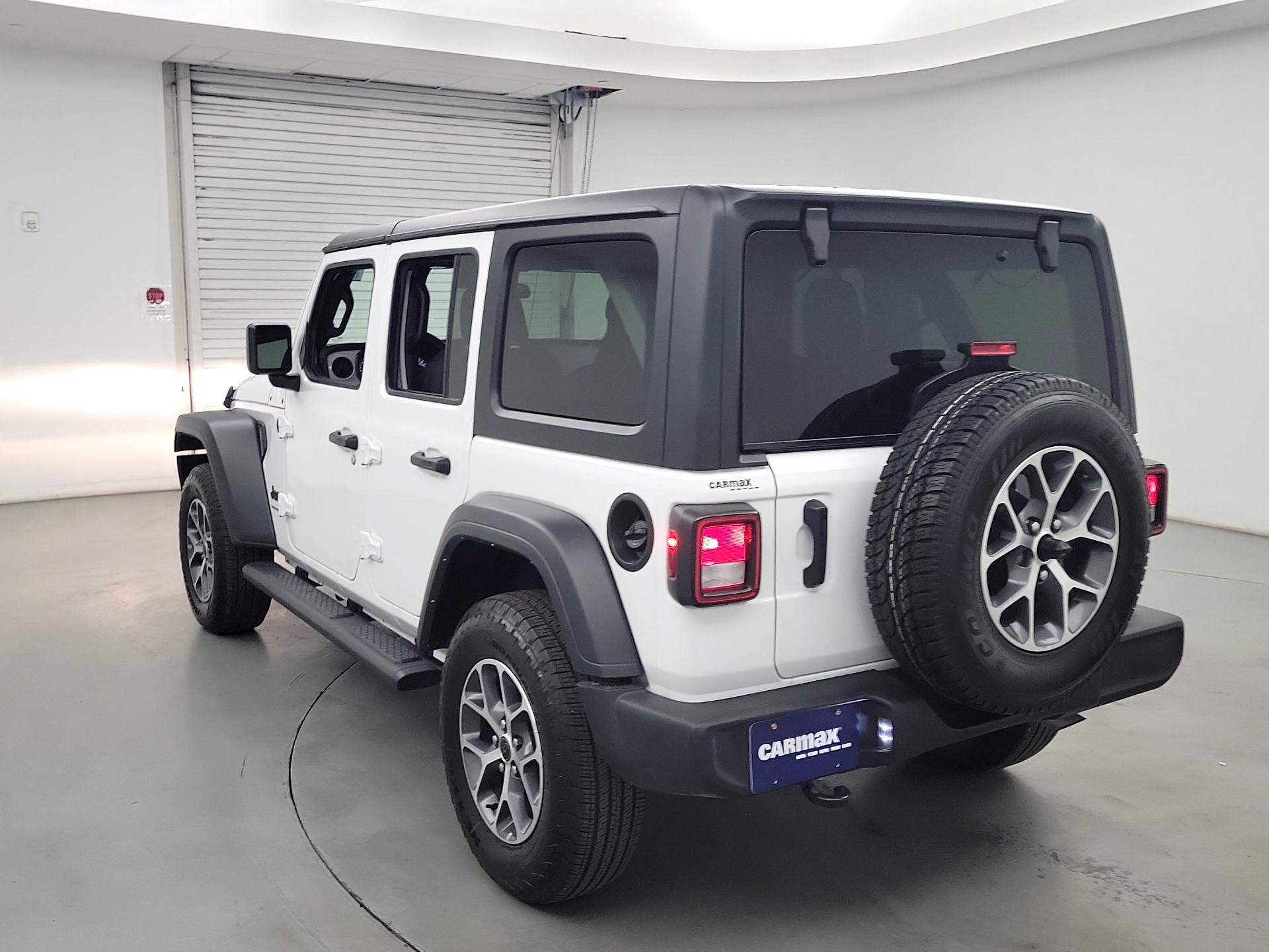 Thumbnail: 2024 Jeep Wrangler - 7