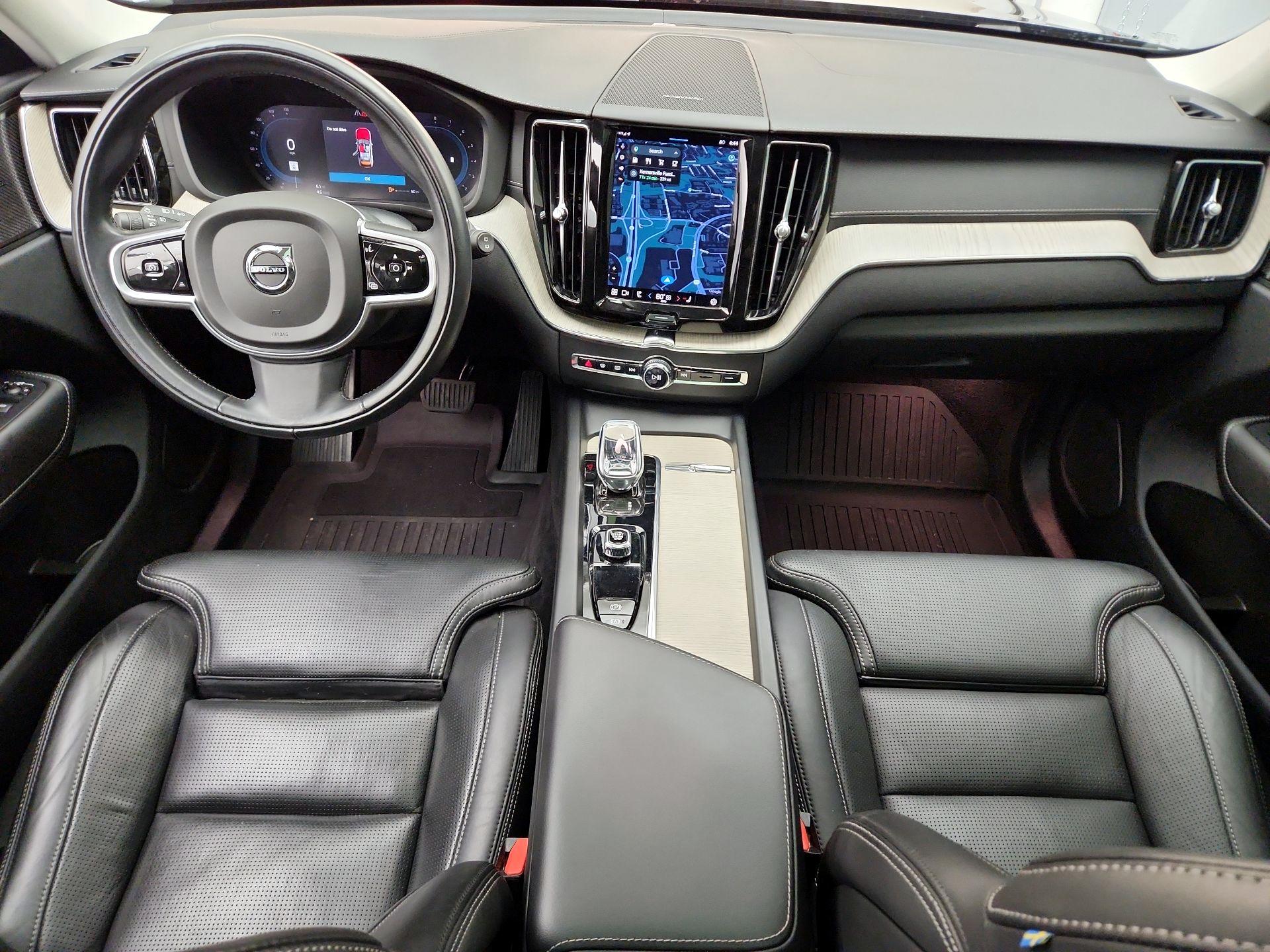 Thumbnail: 2022 Volvo XC60 - 9