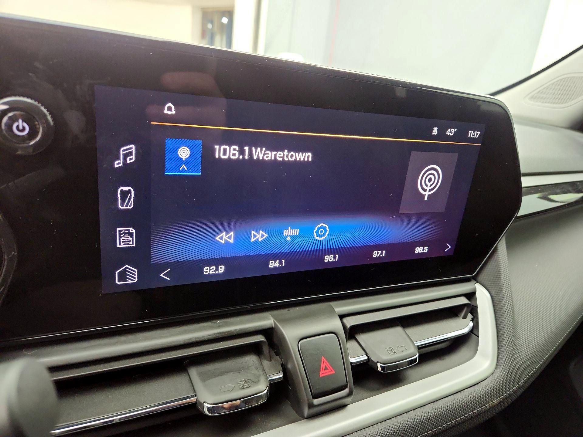 Thumbnail: 2025 Chevrolet TrailBlazer - 15