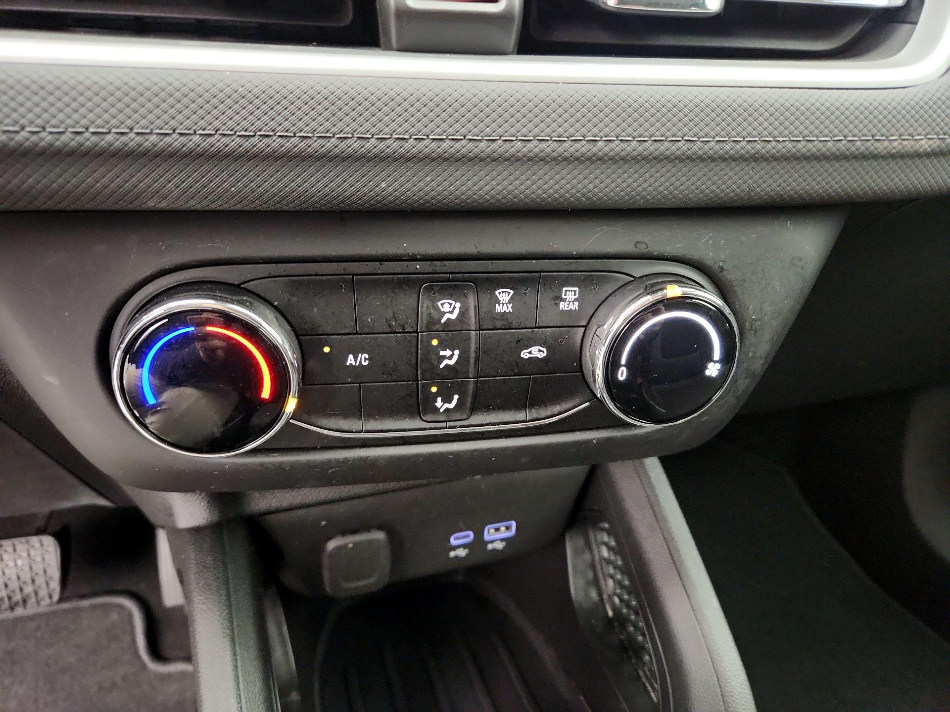 Thumbnail: 2025 Chevrolet TrailBlazer - 16