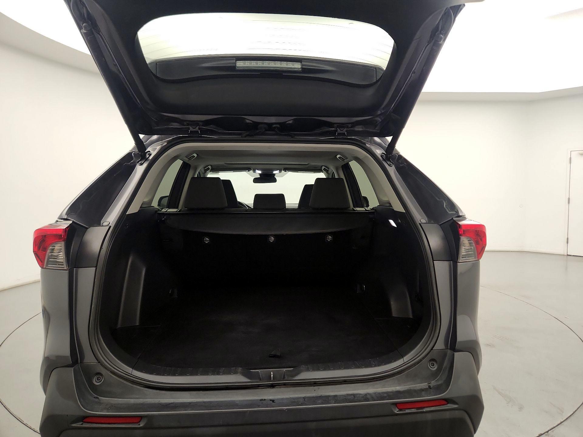 Thumbnail: 2024 Toyota RAV4 - 19