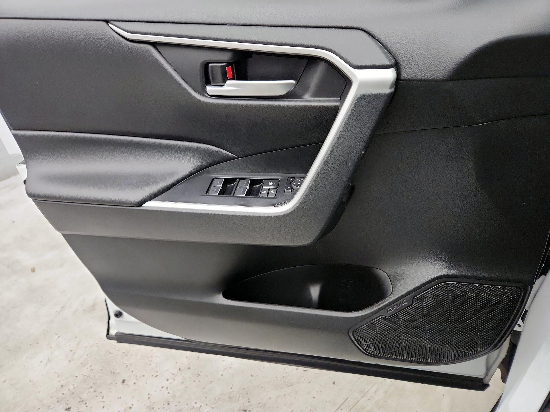 Thumbnail: 2023 Toyota RAV4 - 12