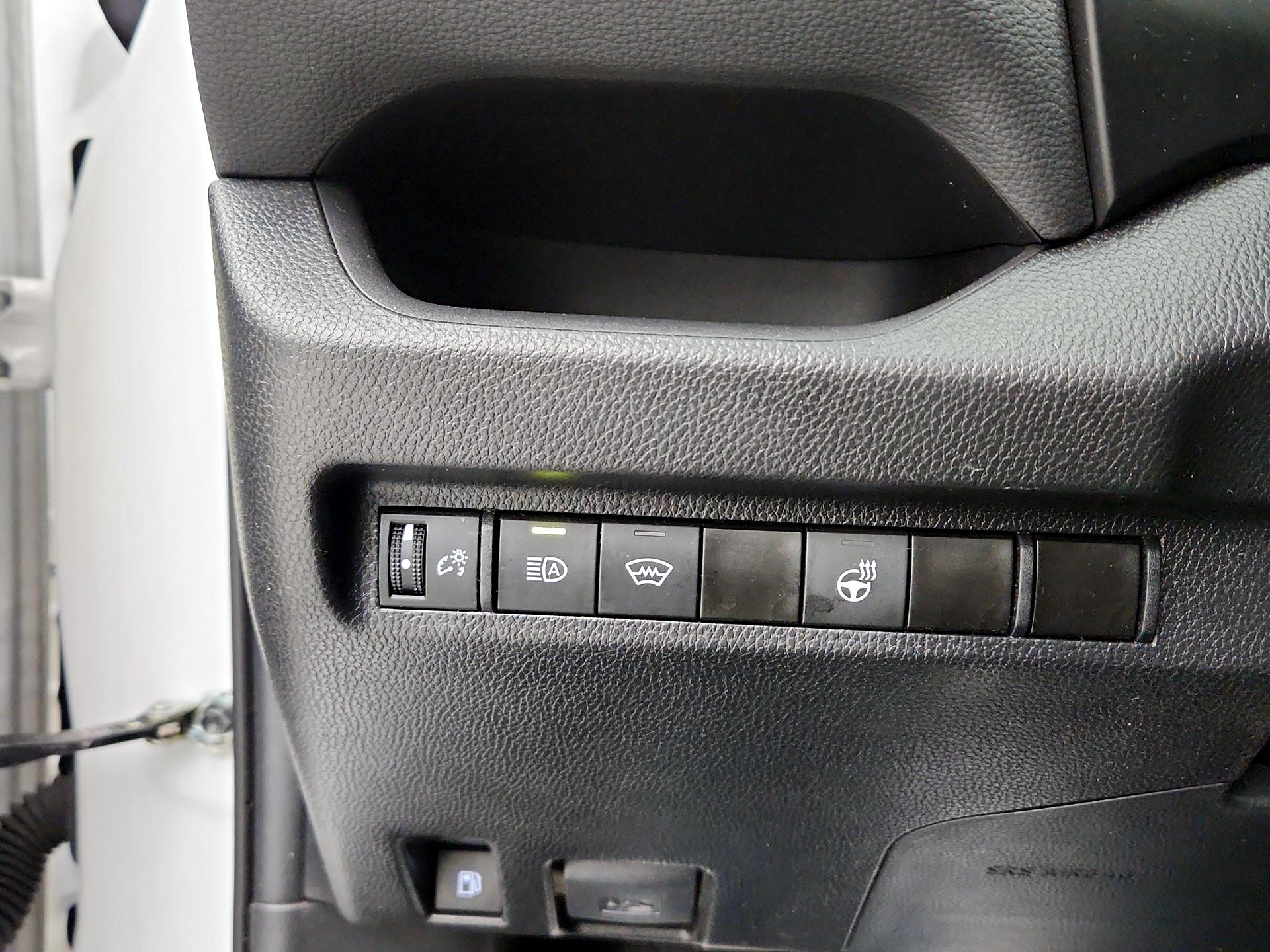 Thumbnail: 2023 Toyota RAV4 - 13