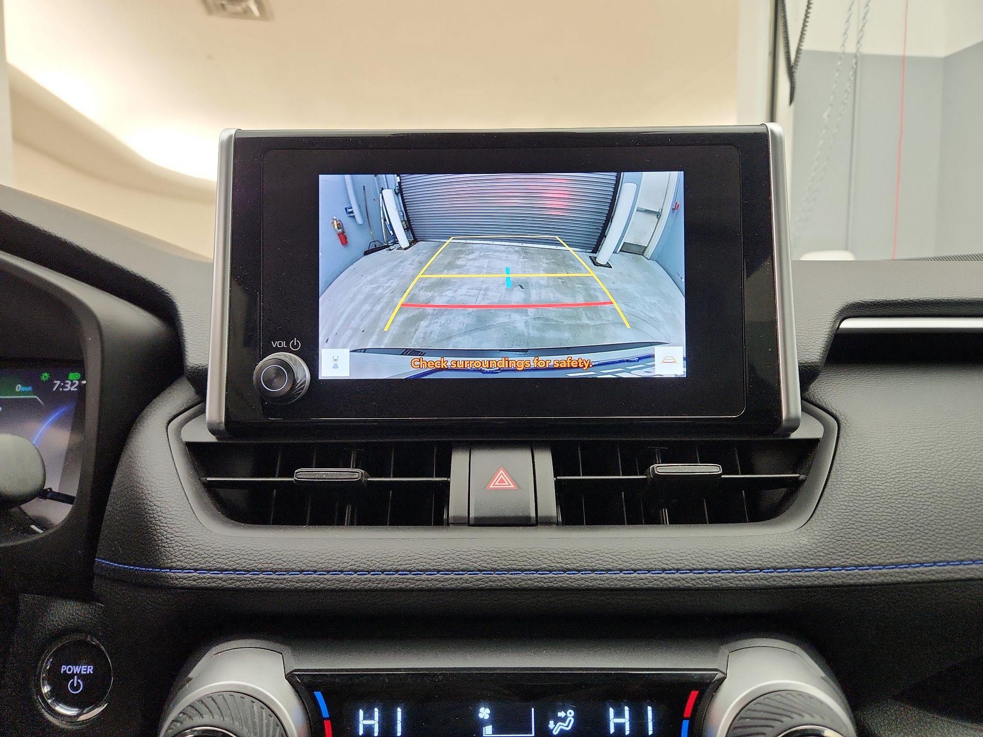 Thumbnail: 2023 Toyota RAV4 - 14