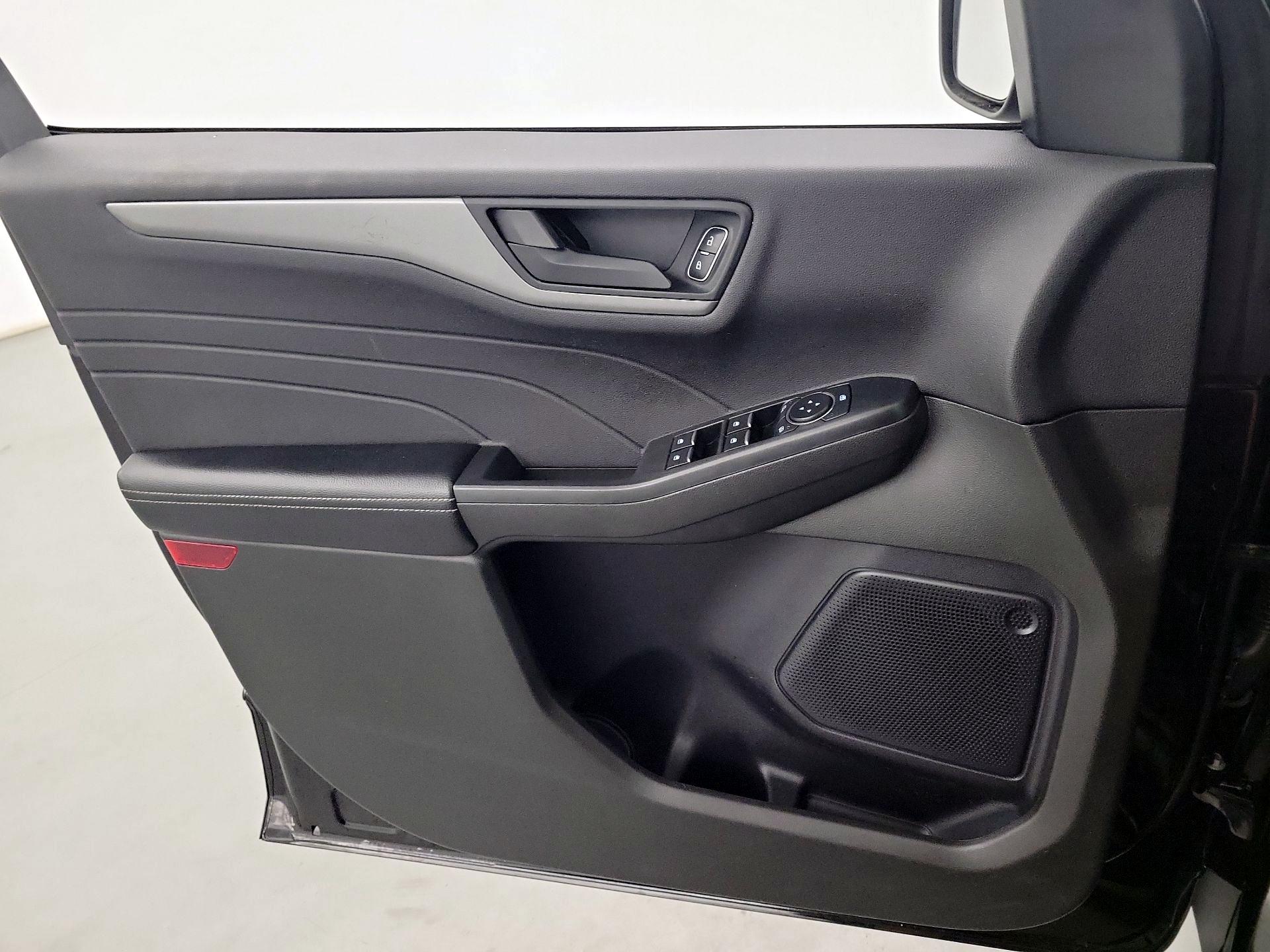 Thumbnail: 2024 Ford Escape - 10