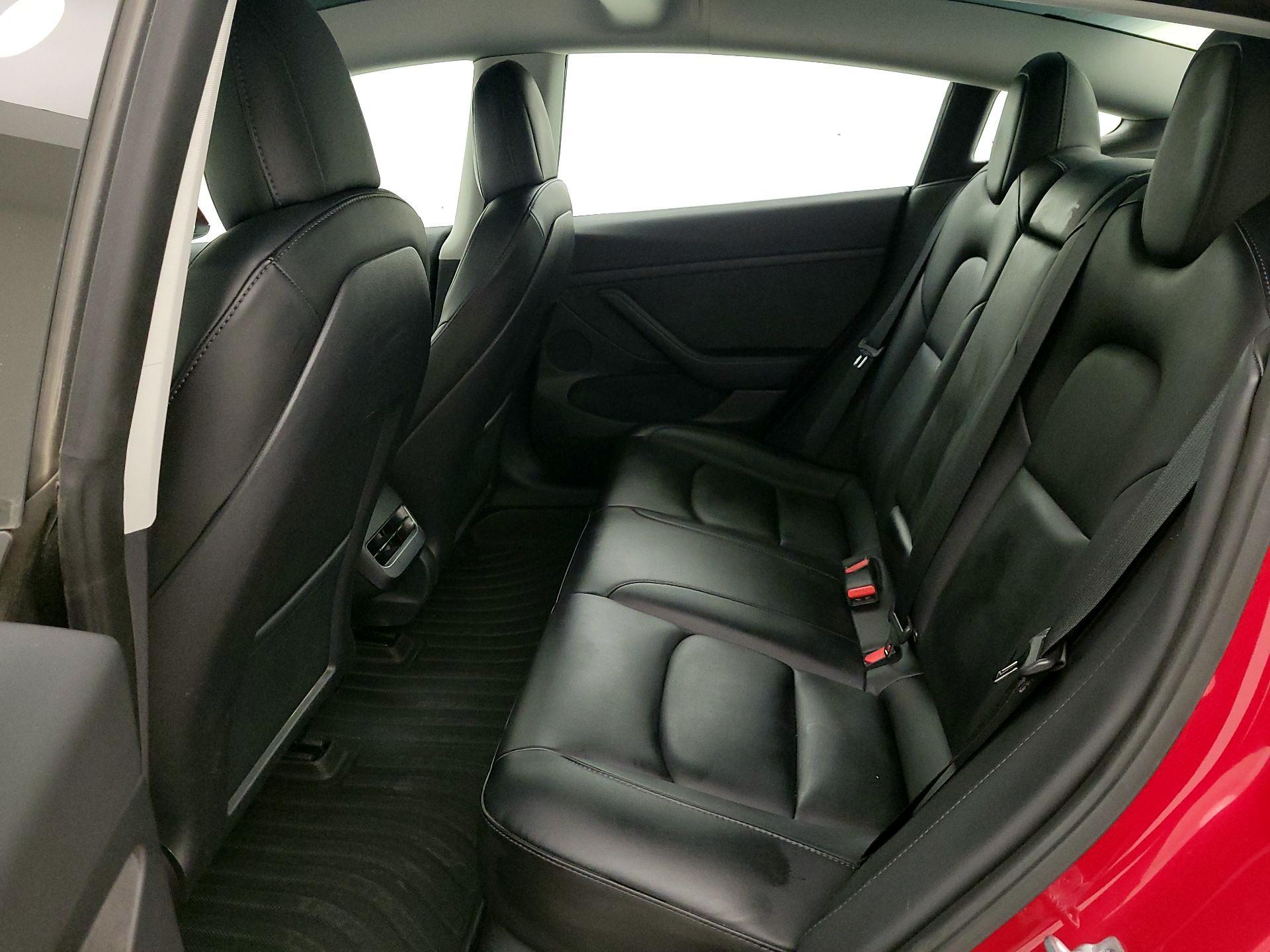 Thumbnail: 2022 Tesla Model 3 - 20