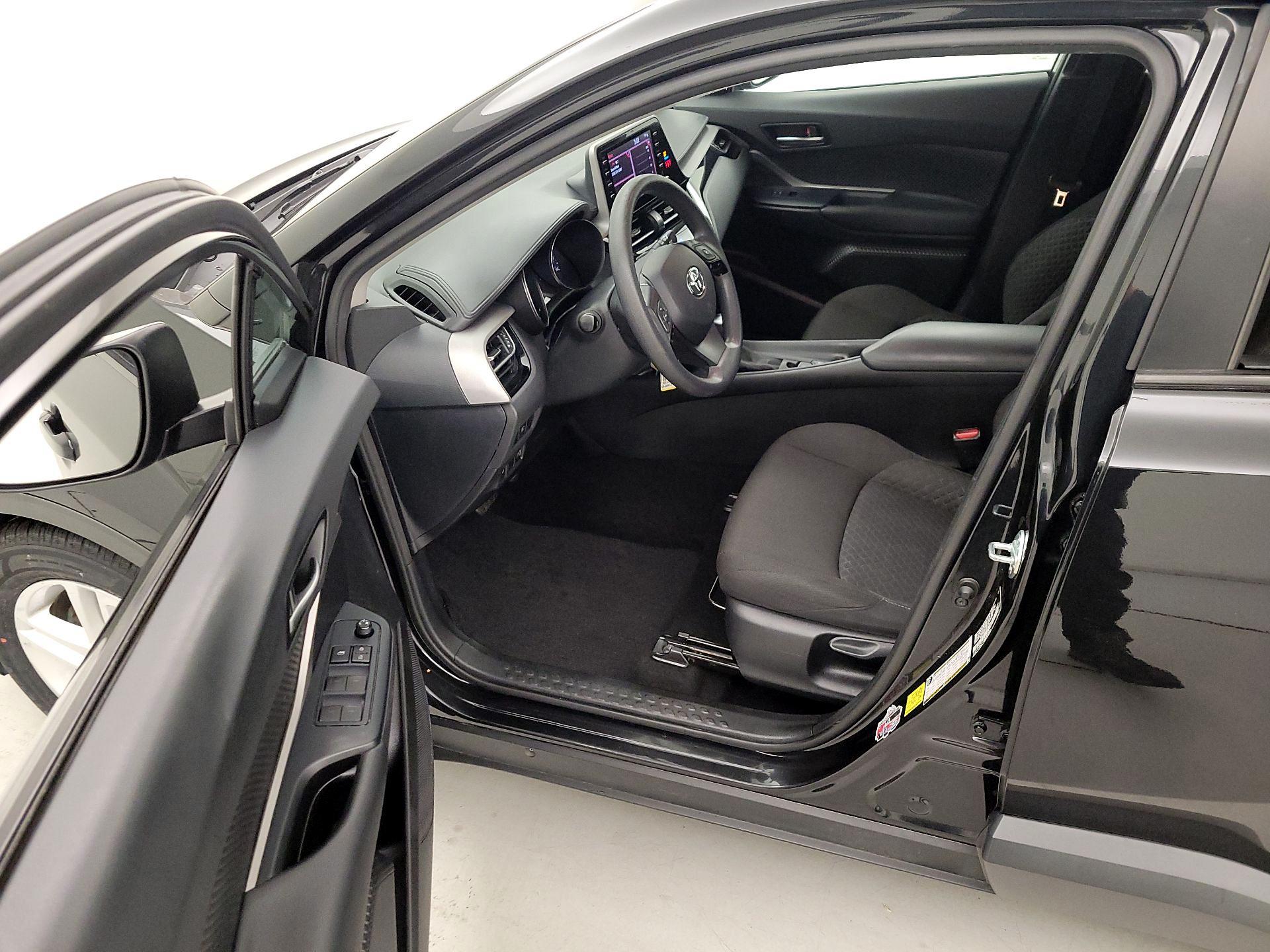 Thumbnail: 2021 Toyota C-HR - 11