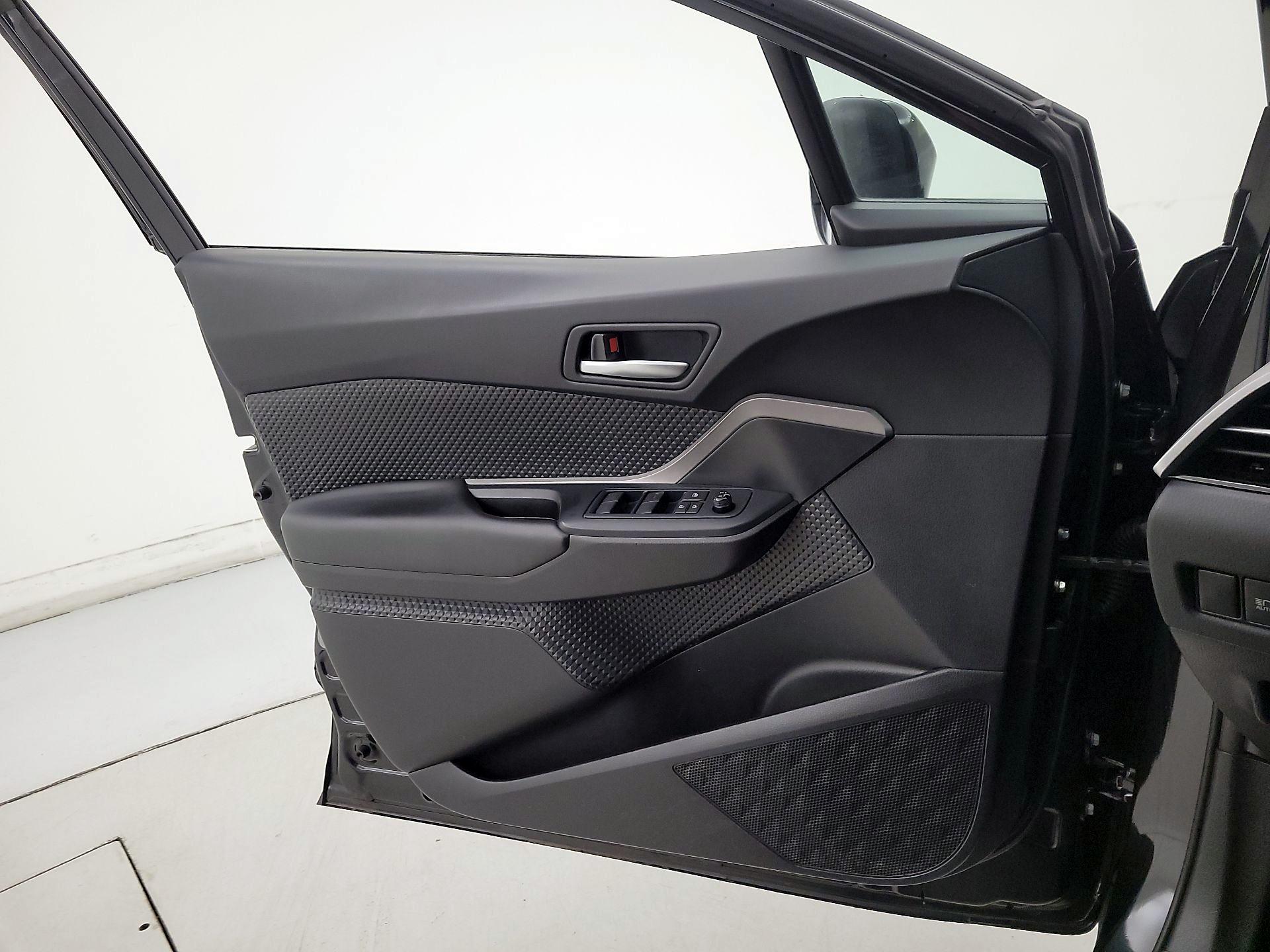 Thumbnail: 2021 Toyota C-HR - 12