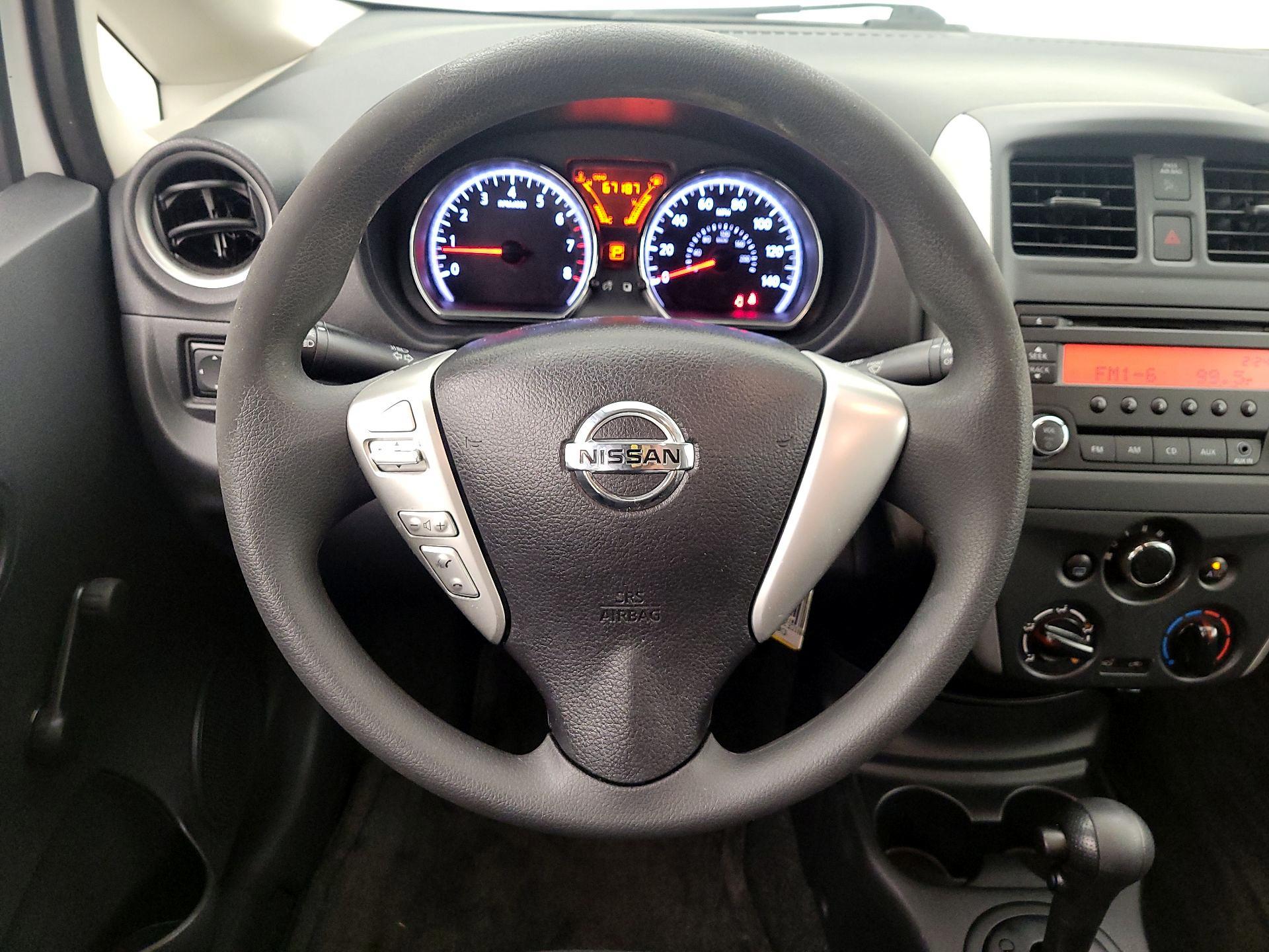 Thumbnail: 2015 Nissan Versa Note - 10