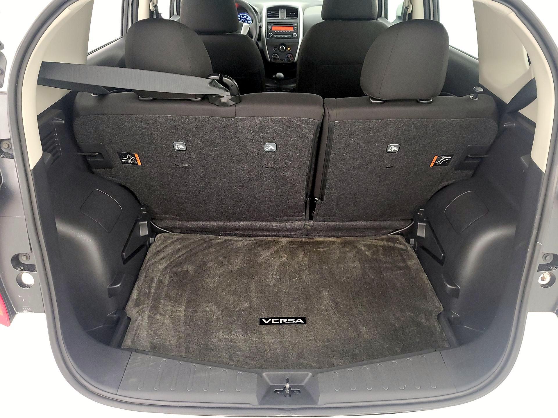 Thumbnail: 2015 Nissan Versa Note - 18