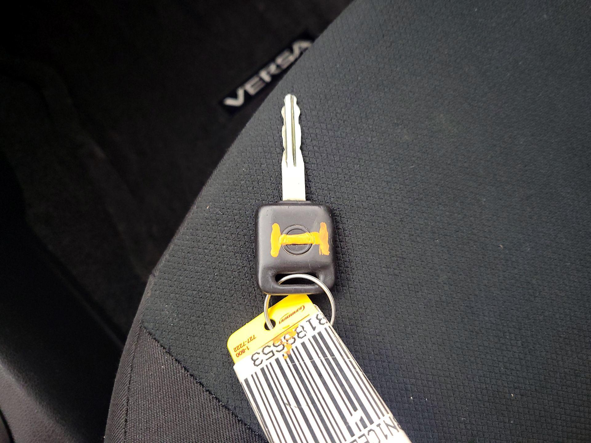 Thumbnail: 2015 Nissan Versa Note - 20