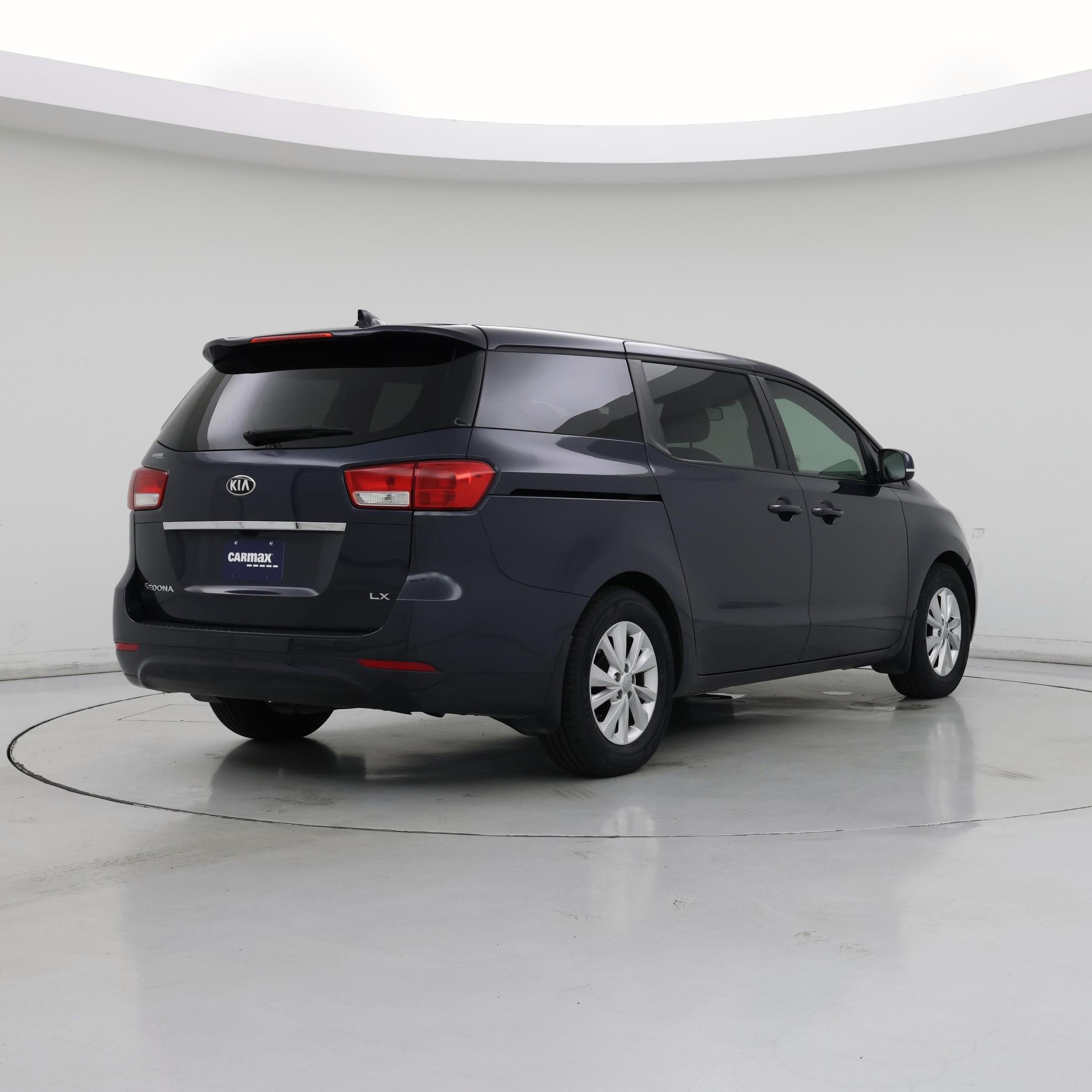 Thumbnail: 2017 Kia Sedona - 8