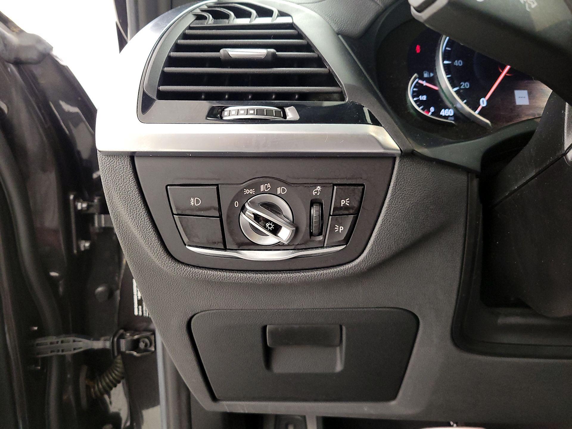 Thumbnail: 2019 BMW X4 - 13