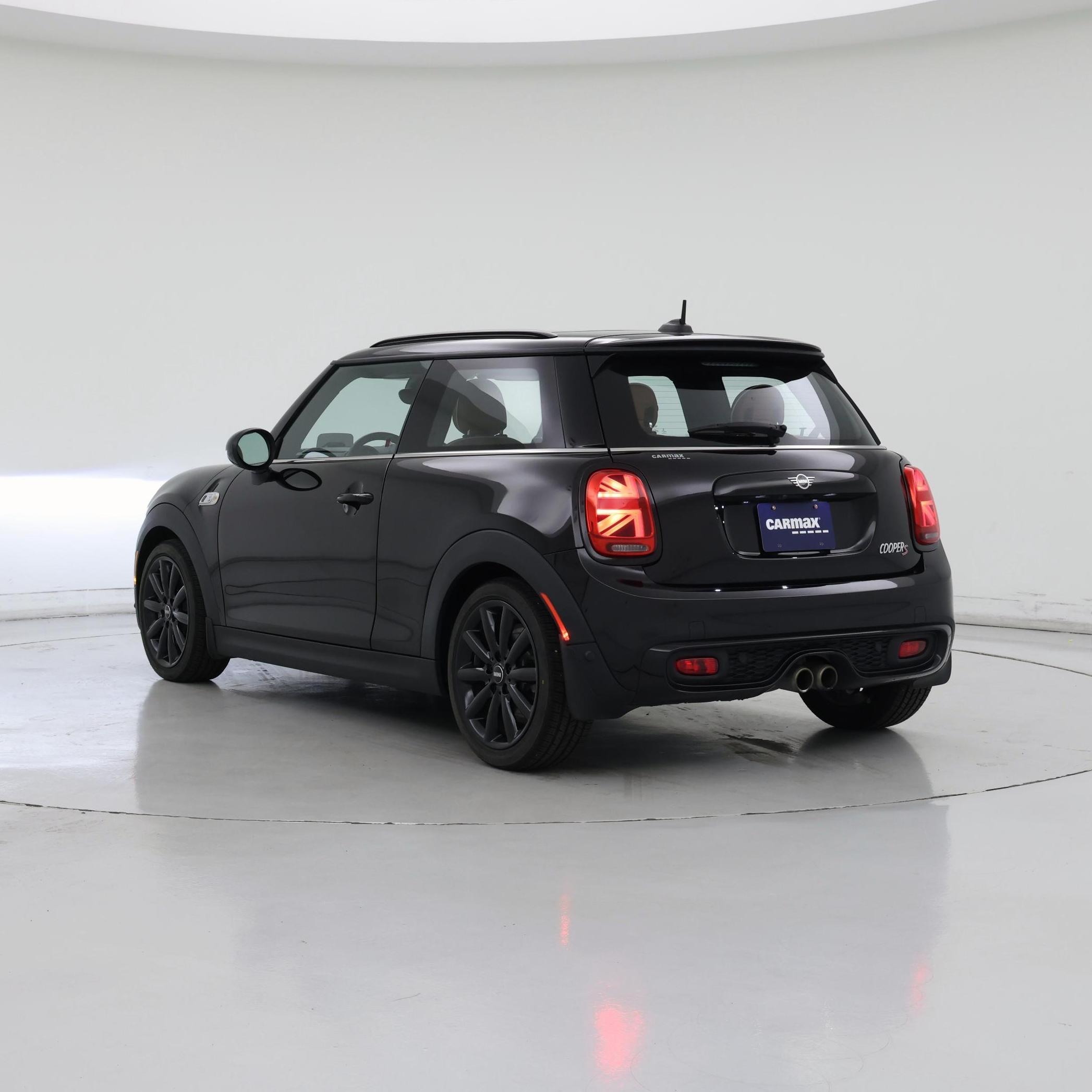 Thumbnail: 2019 MINI Cooper Hardtop - 2