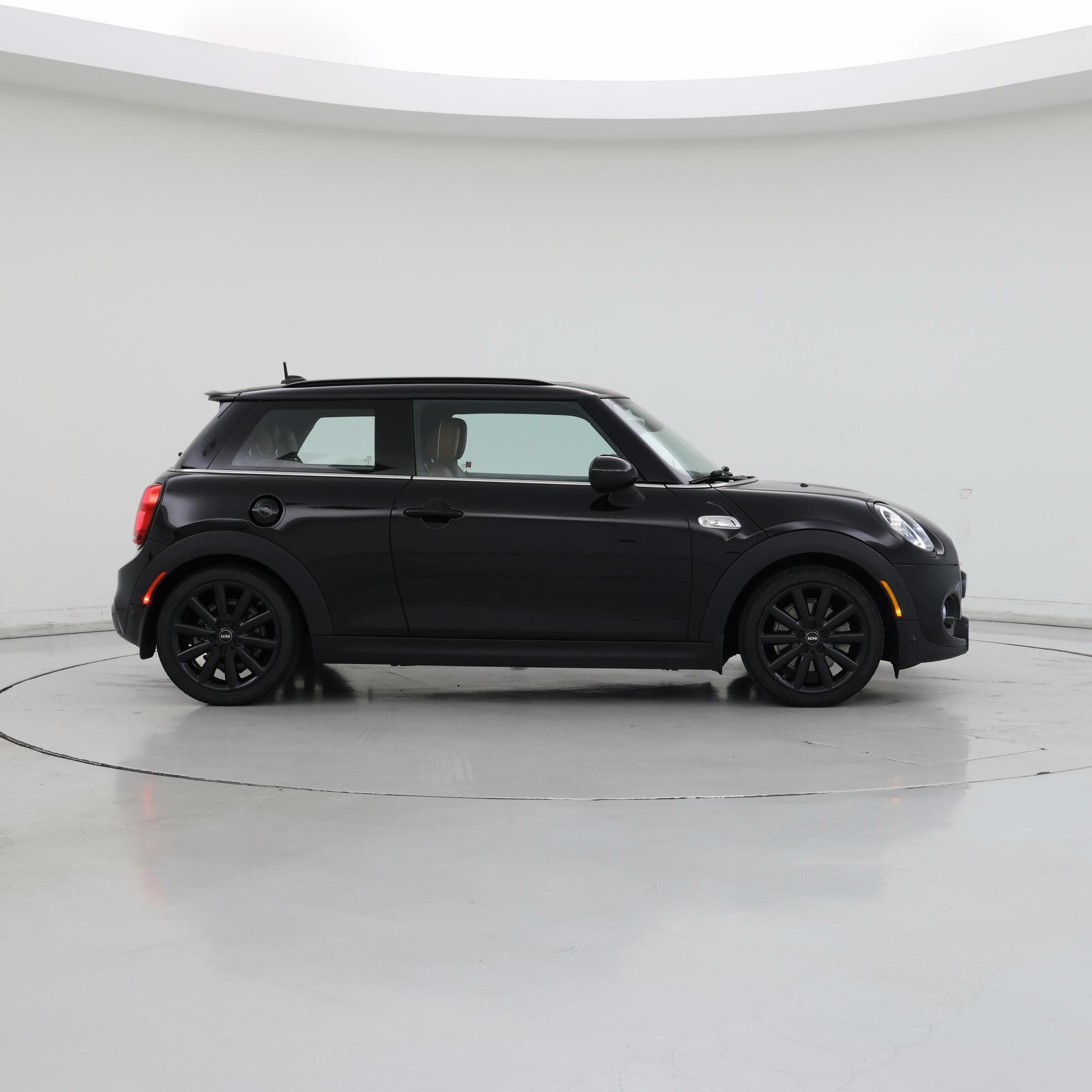 Thumbnail: 2019 MINI Cooper Hardtop - 7