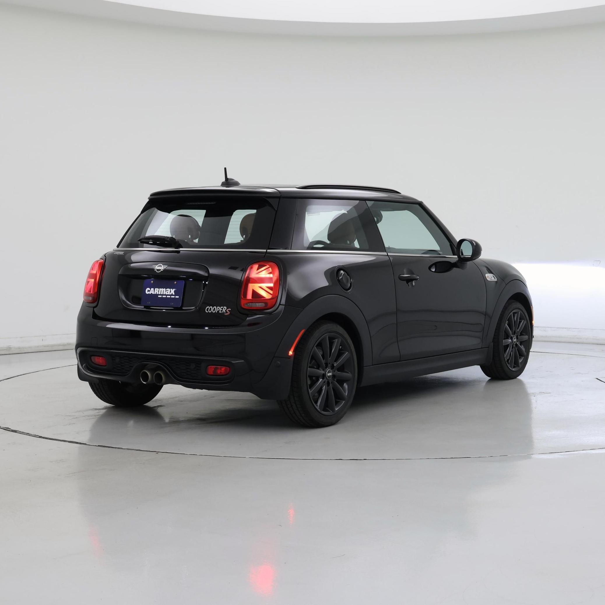 Thumbnail: 2019 MINI Cooper Hardtop - 8