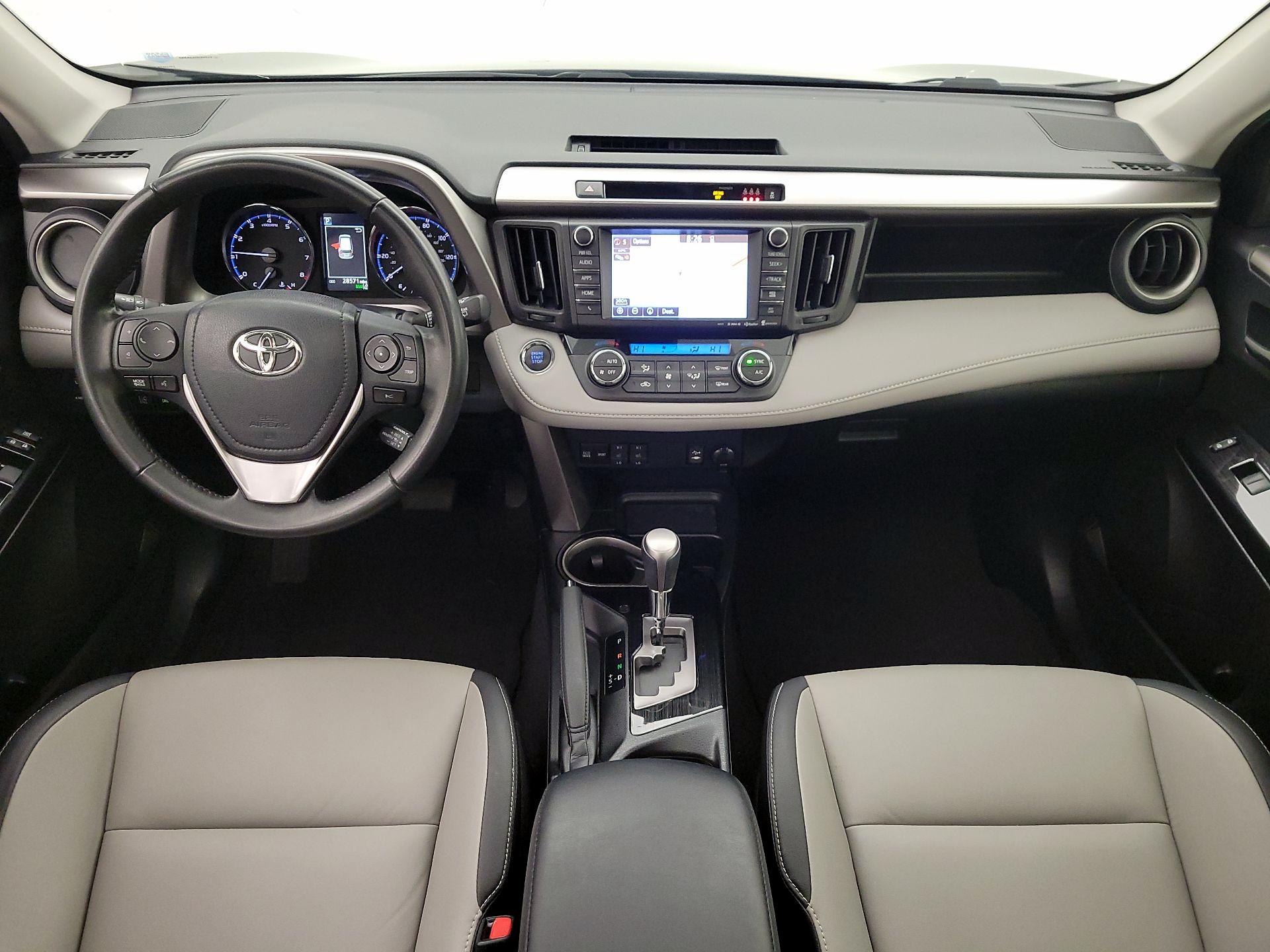 Thumbnail: 2018 Toyota RAV4 - 9