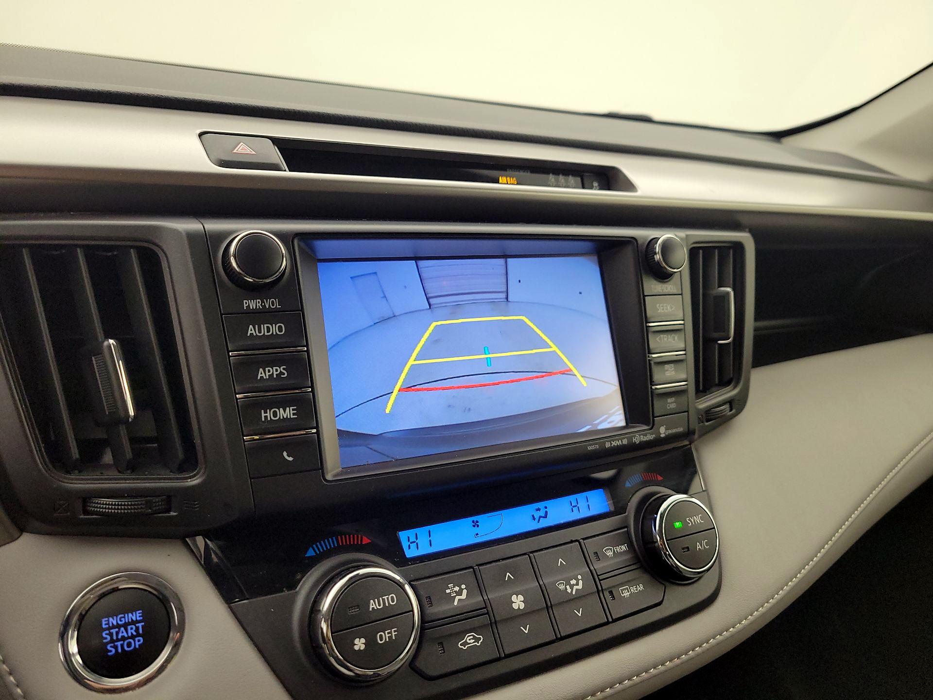 Thumbnail: 2018 Toyota RAV4 - 15