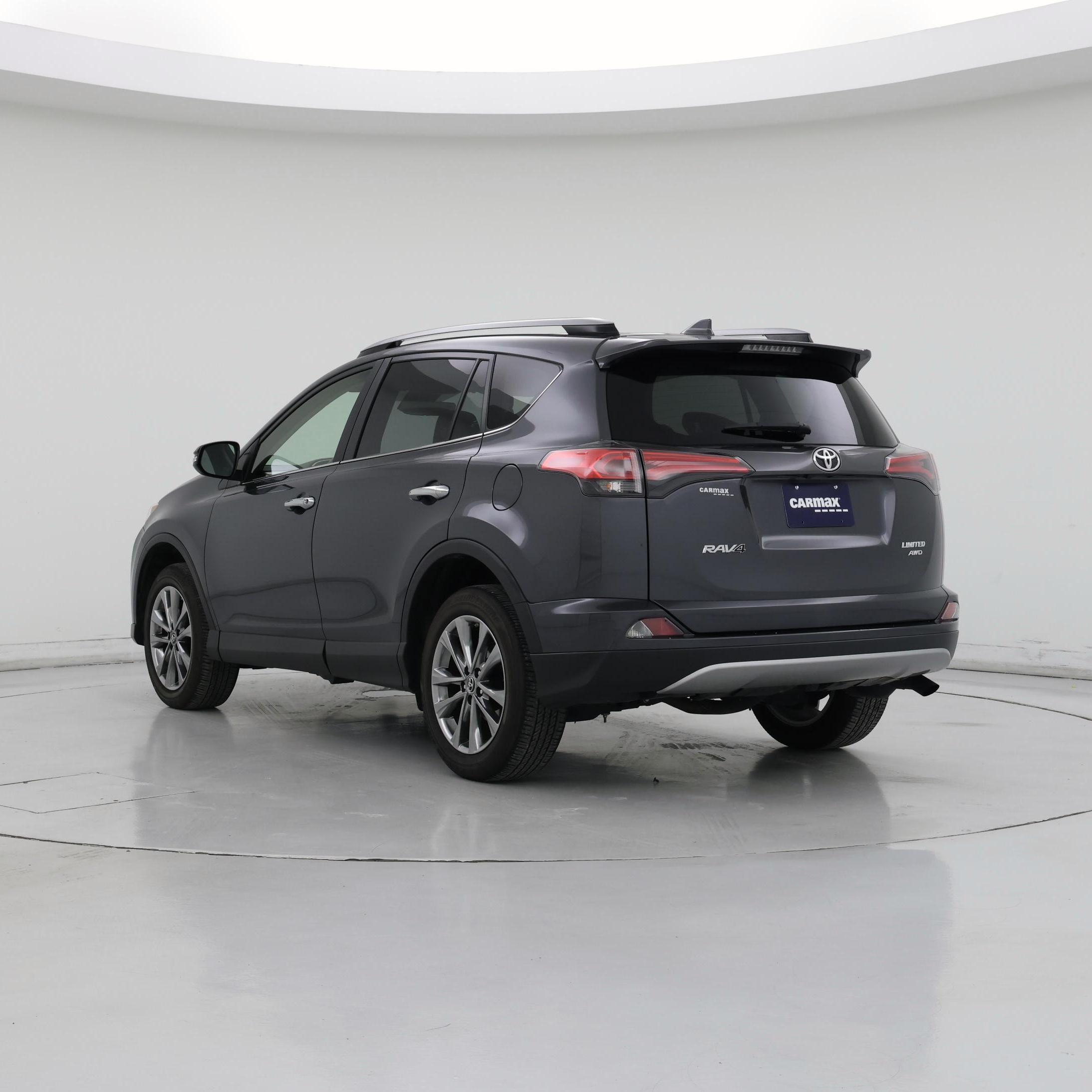 Thumbnail: 2018 Toyota RAV4 - 2