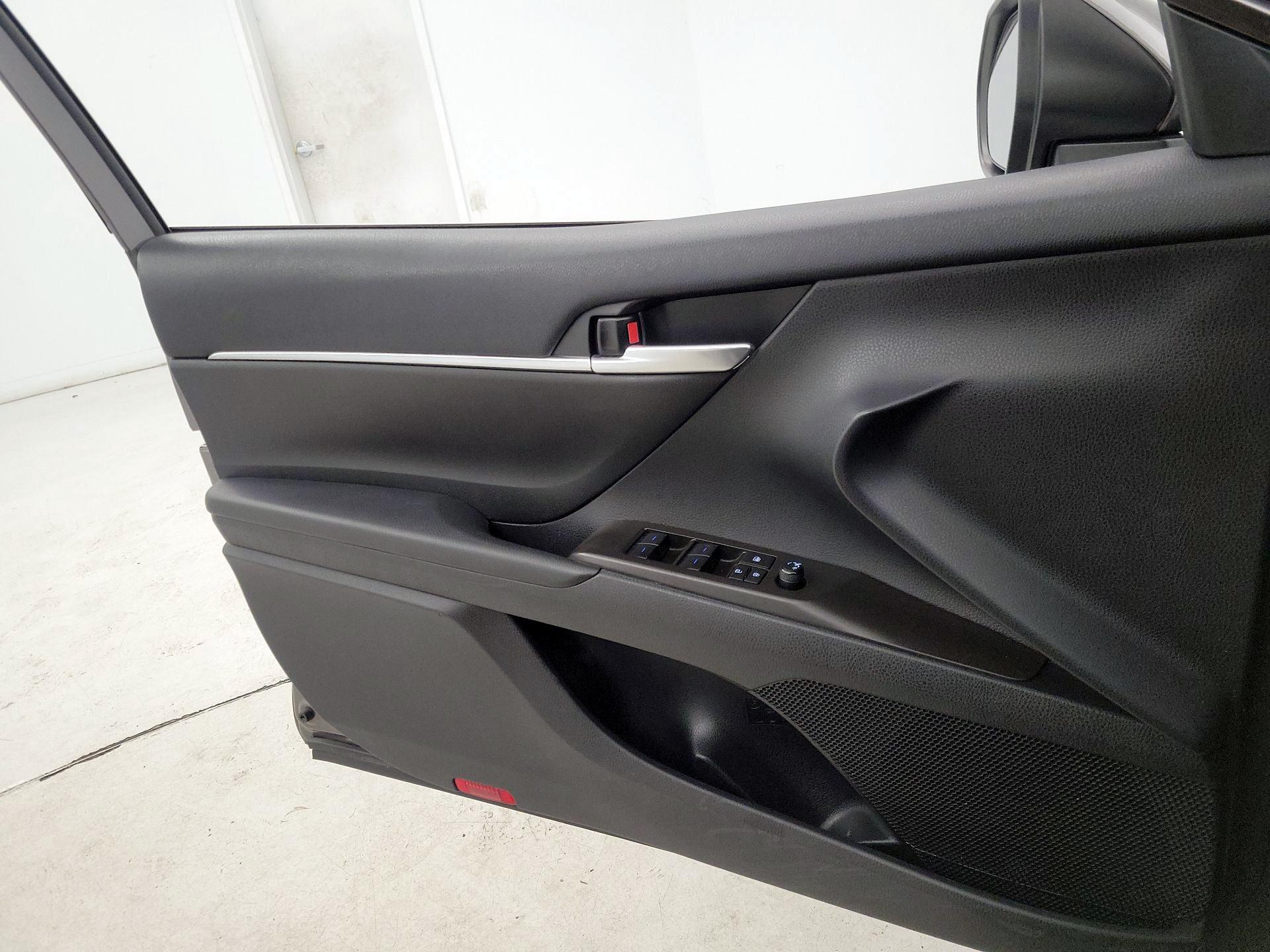 Thumbnail: 2024 Toyota Camry - 12