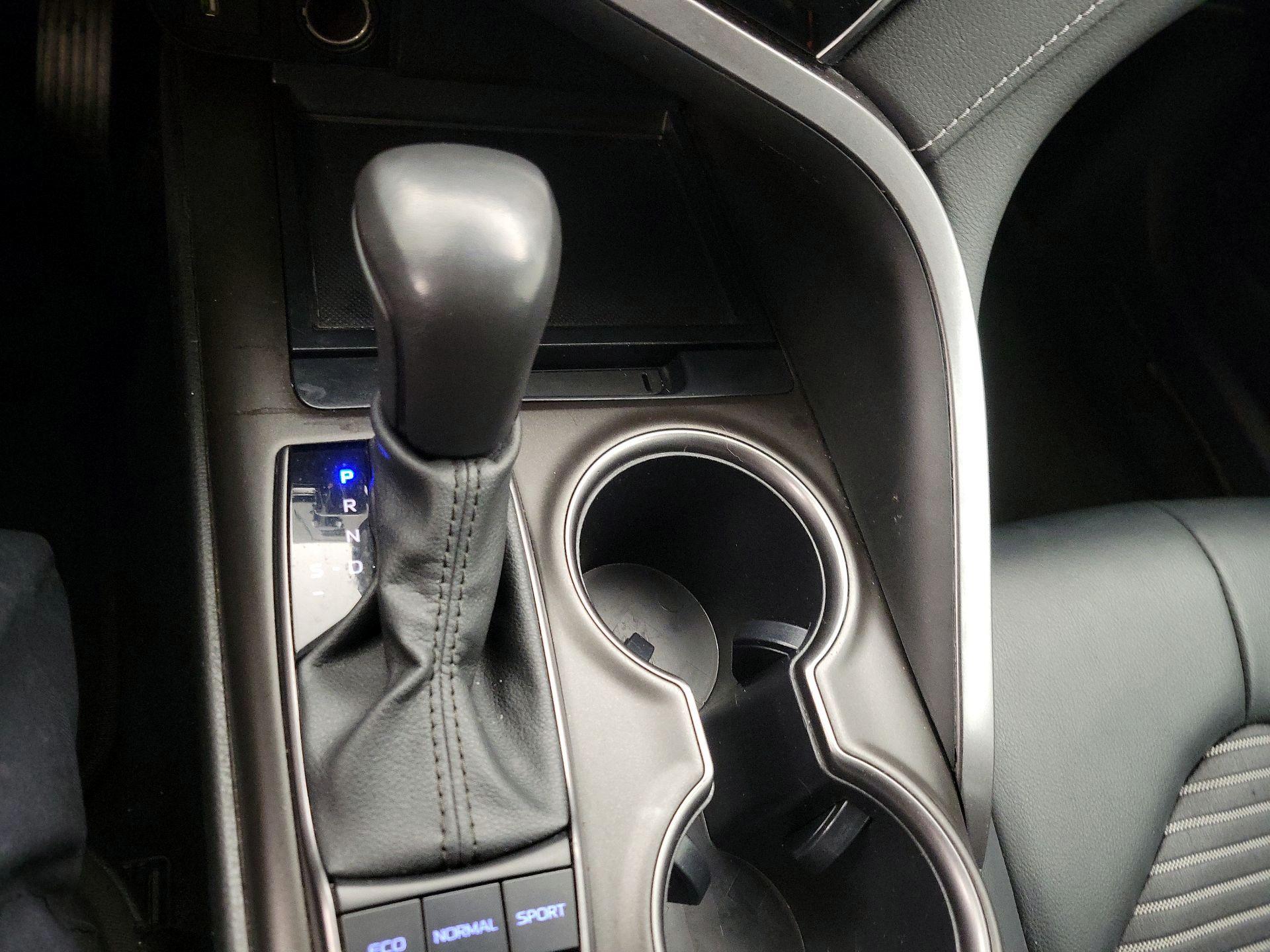 Thumbnail: 2024 Toyota Camry - 17