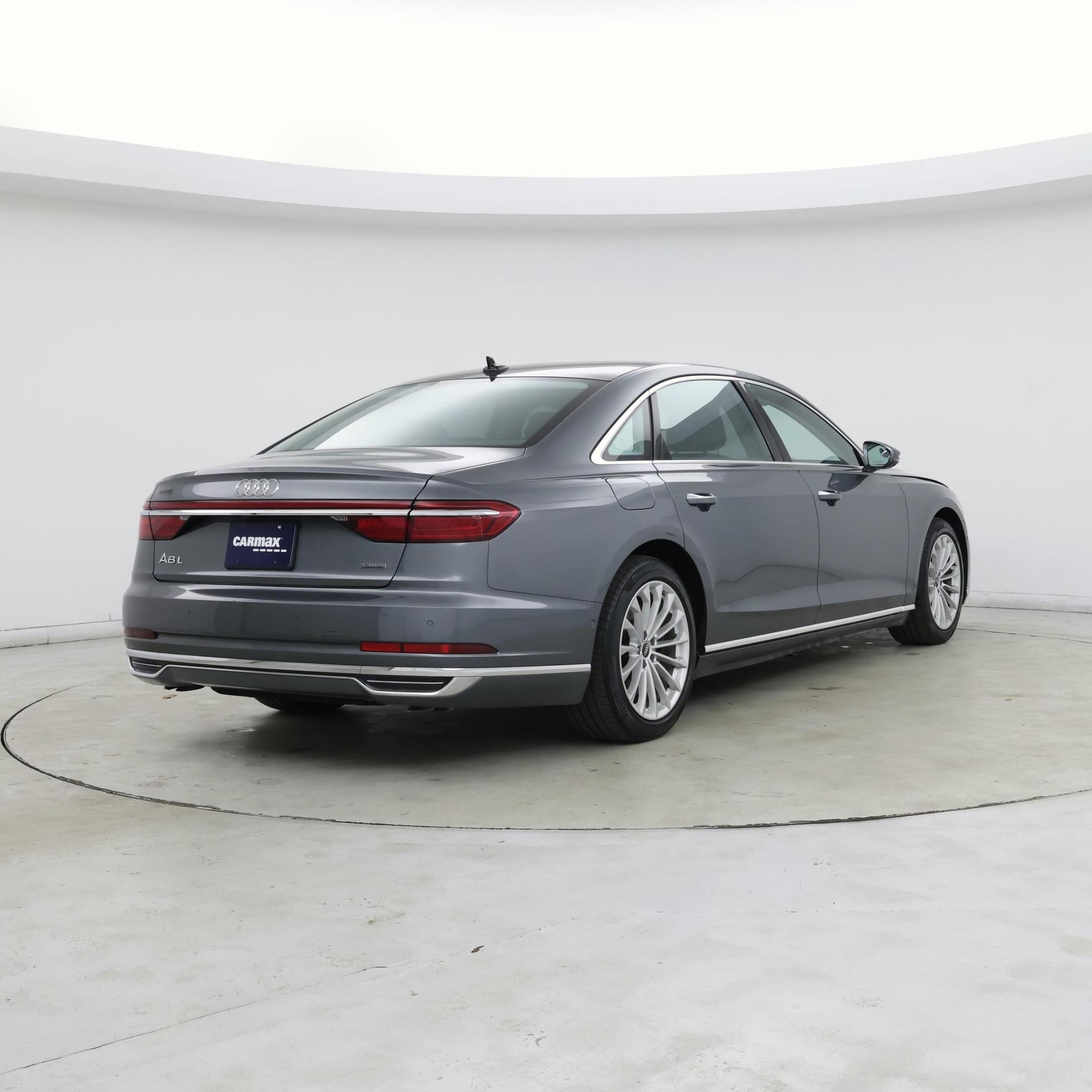 Thumbnail: 2021 Audi A8 - 8