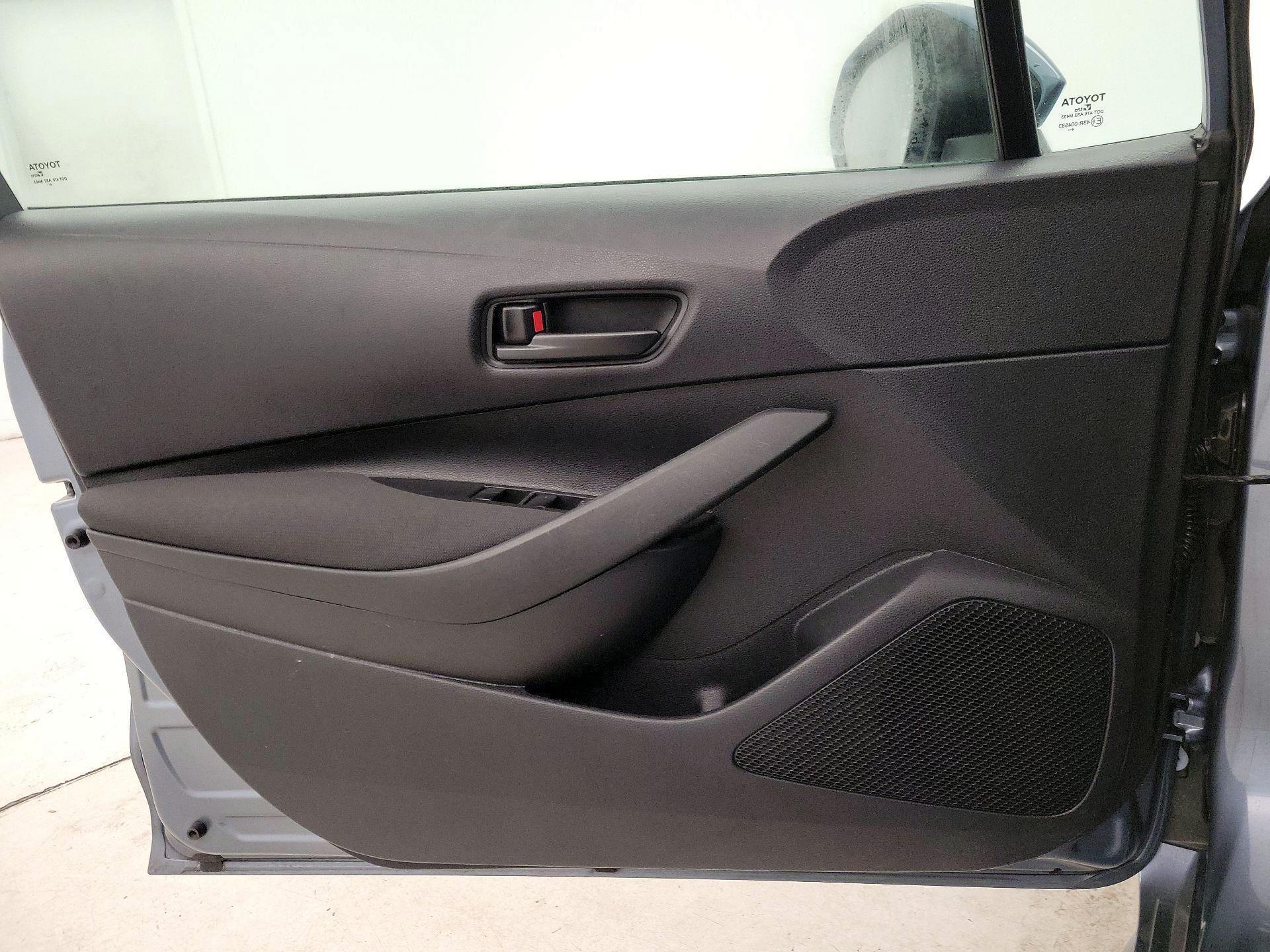 Thumbnail: 2025 Toyota Corolla - 12