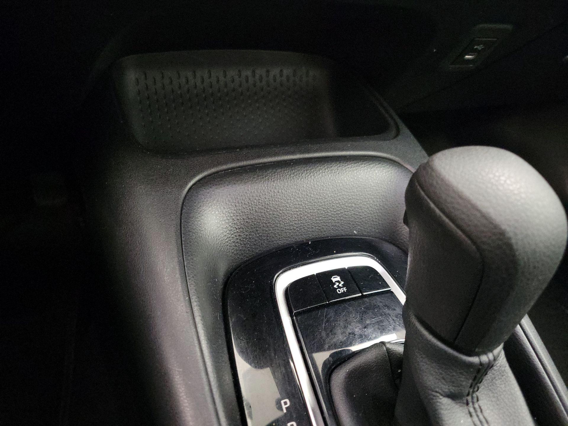 Thumbnail: 2024 Toyota Corolla - 18