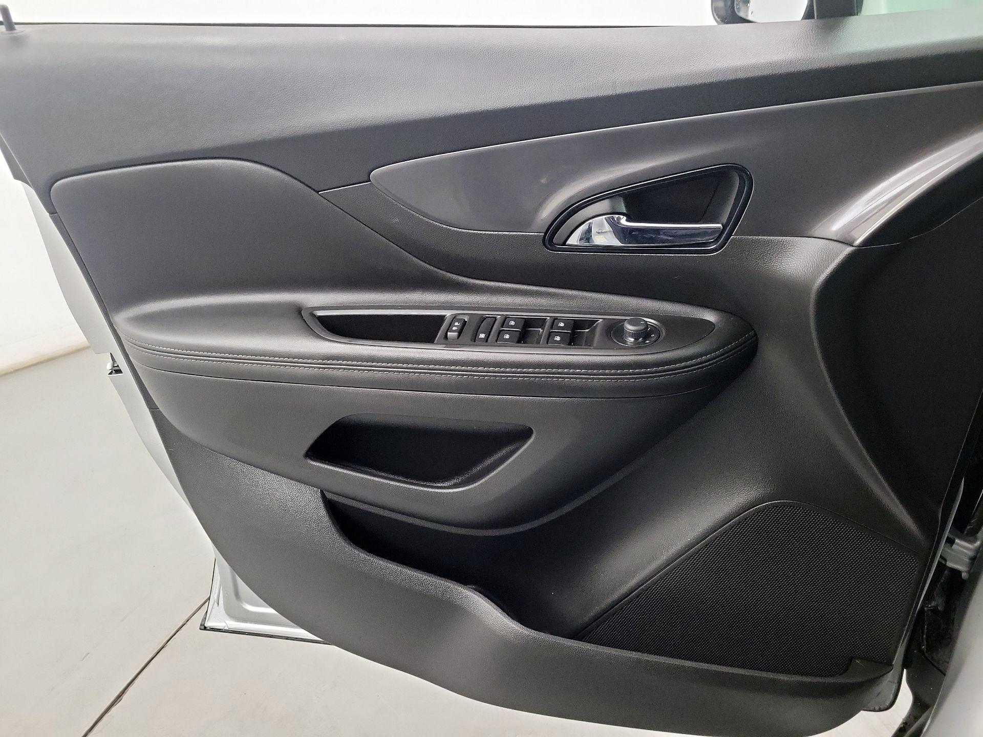 Thumbnail: 2020 Buick Encore - 10