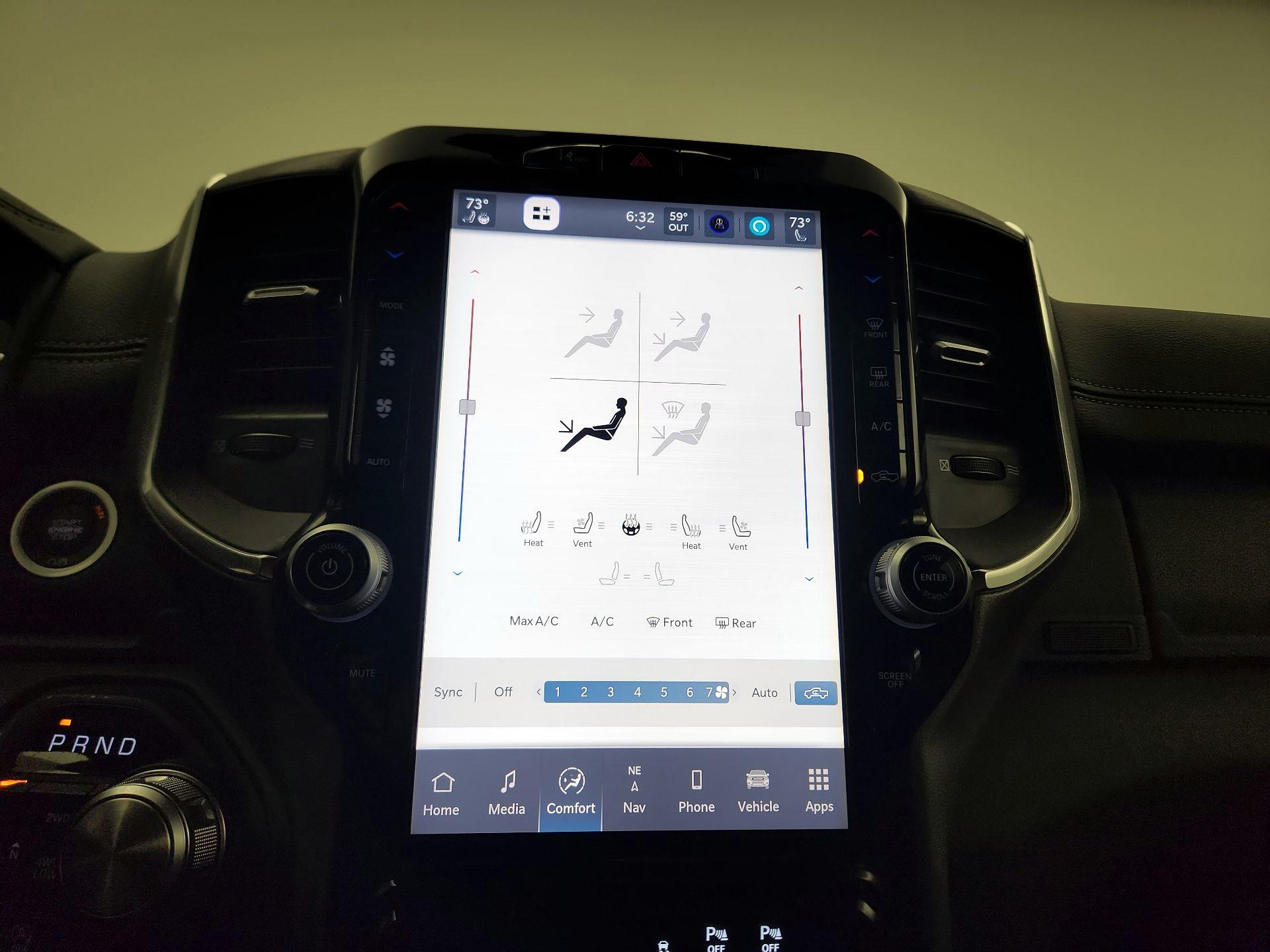 Thumbnail: 2025 RAM 1500 - 17