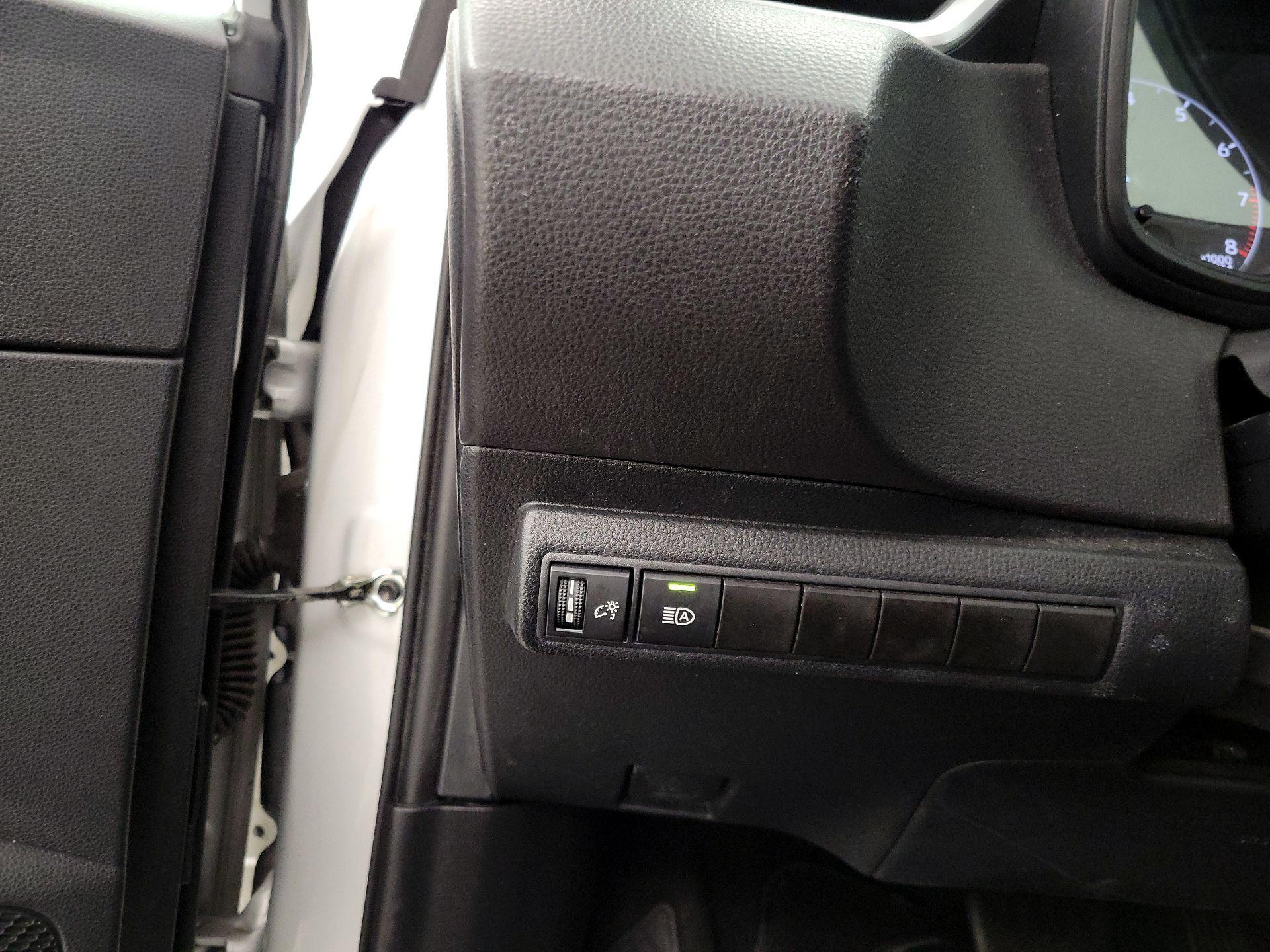 Thumbnail: 2024 Toyota Corolla - 13