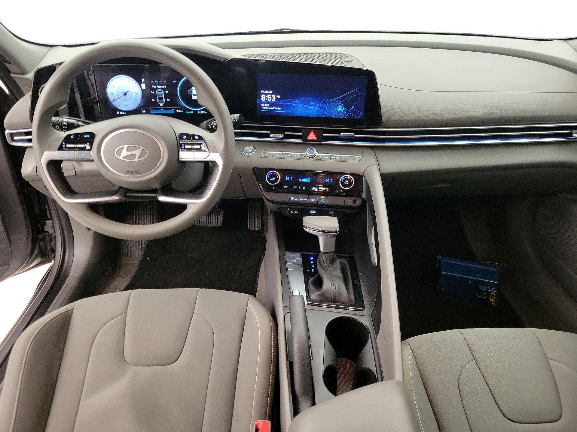 Thumbnail: 2024 Hyundai Elantra - 9