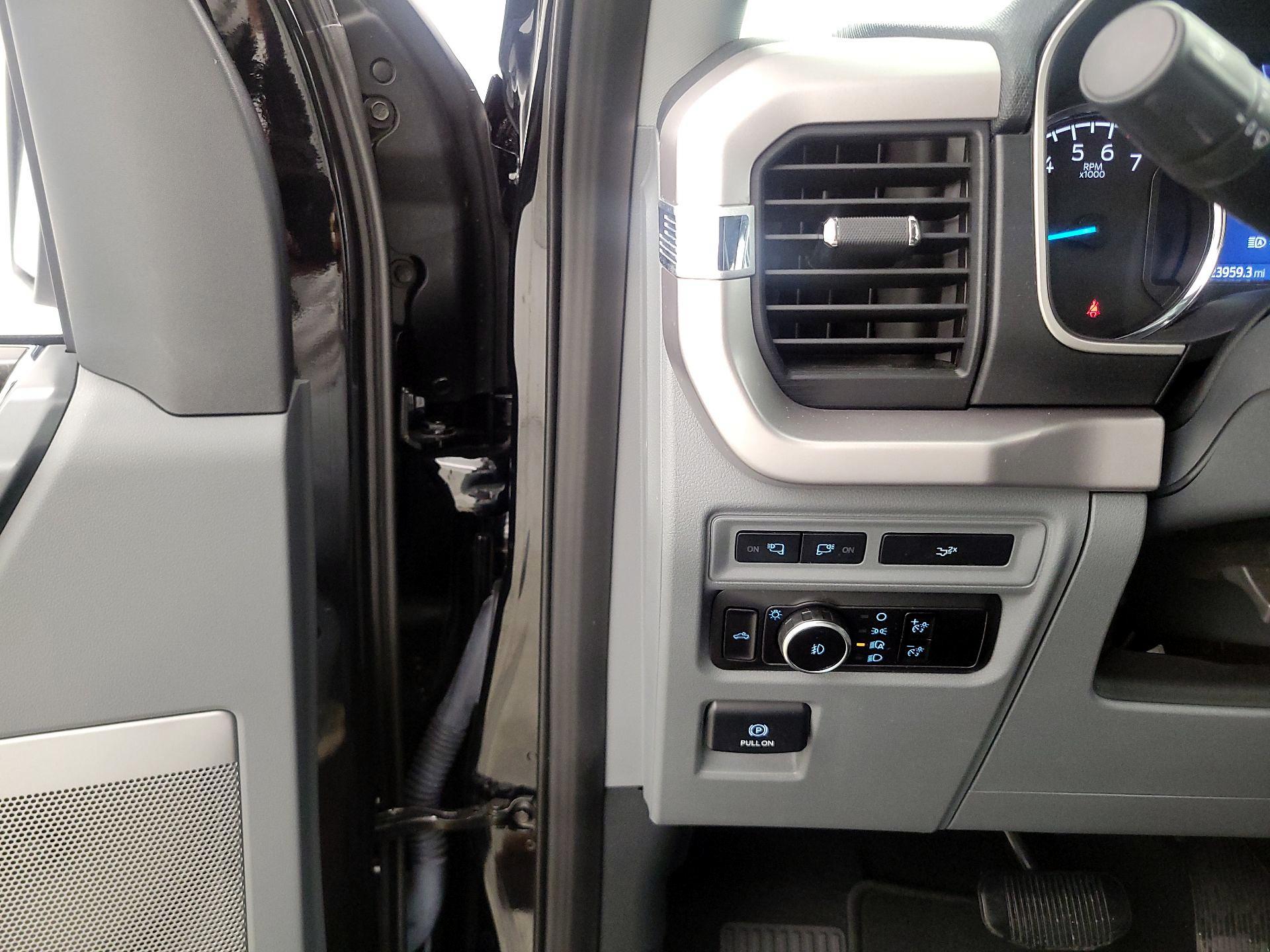 Thumbnail: 2023 Ford F-150 - 13