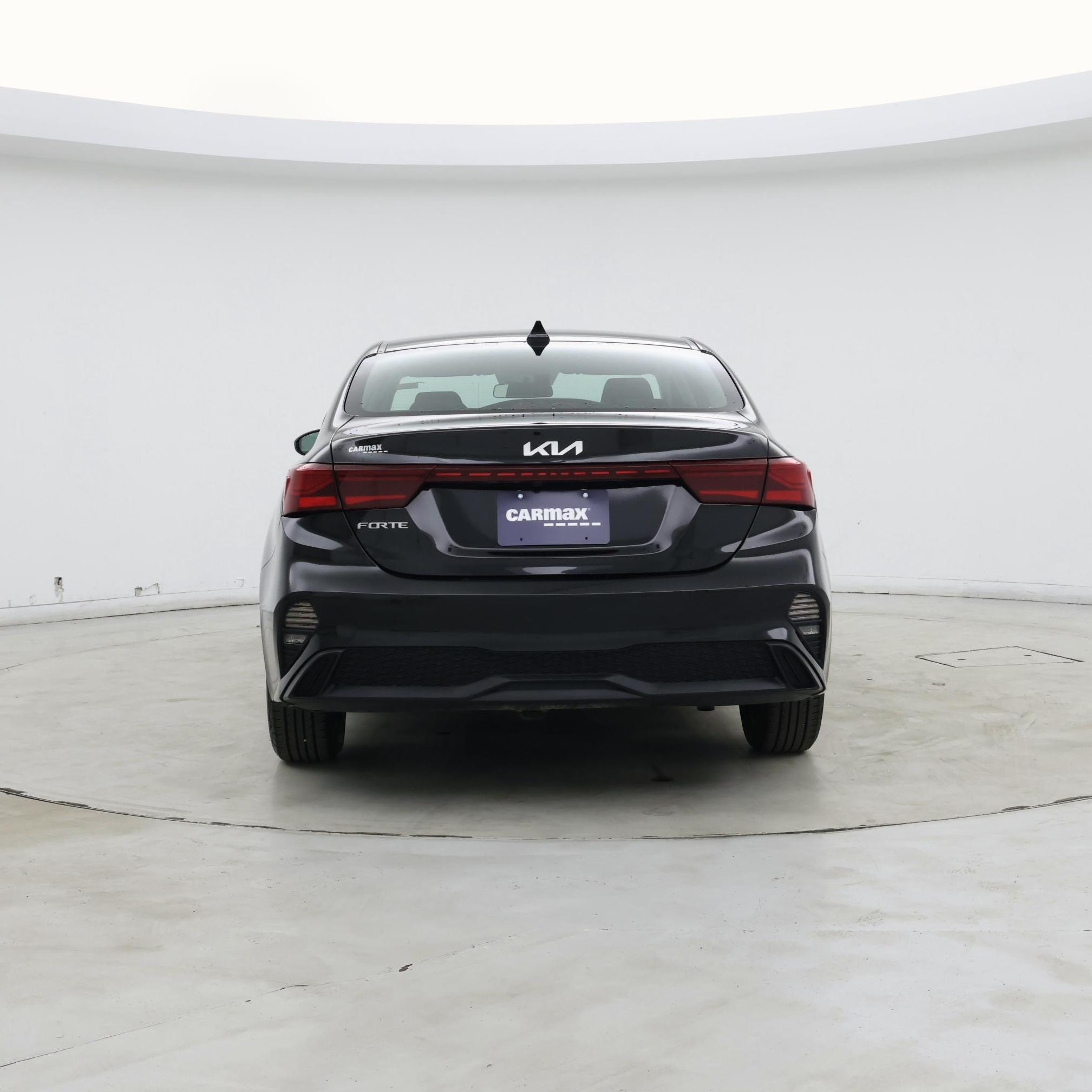 Thumbnail: 2024 Kia Forte - 6